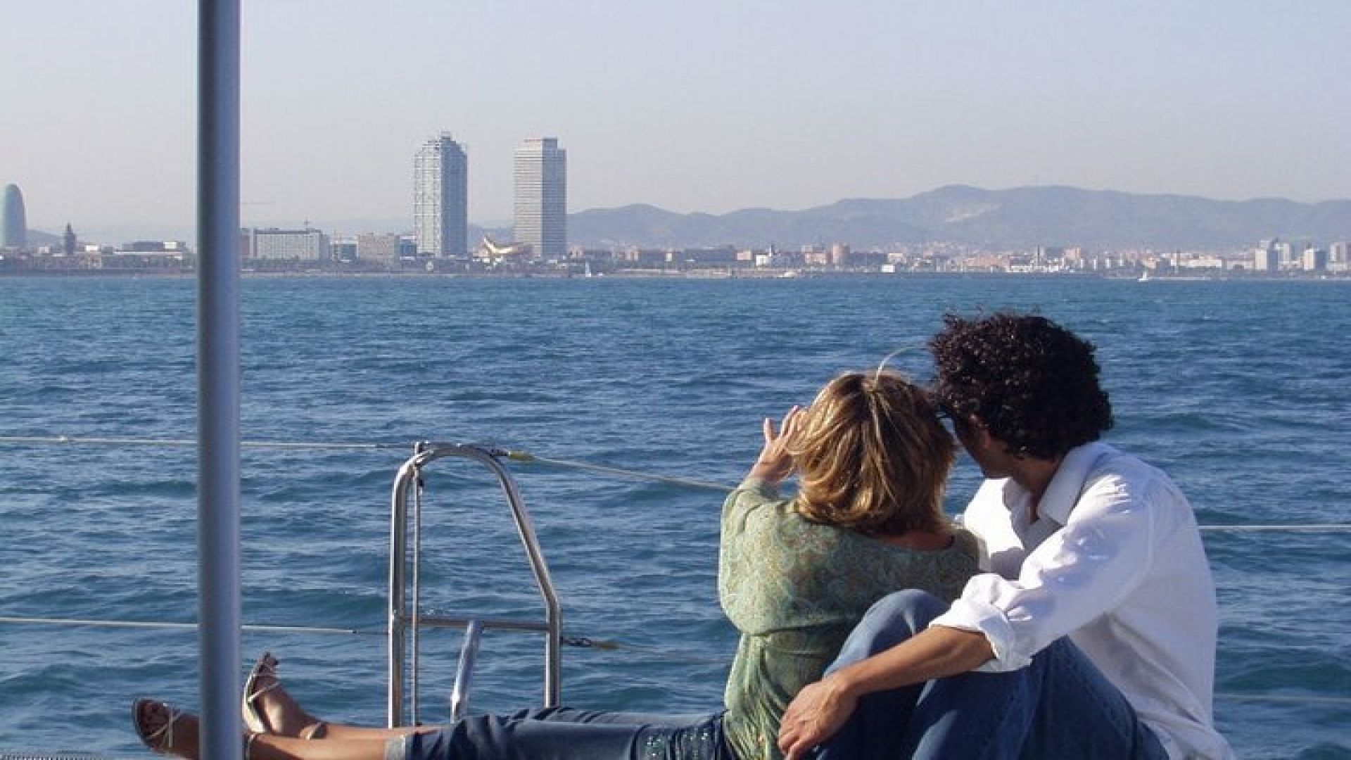 Jazz and Chill Out Sailing in Barcelona