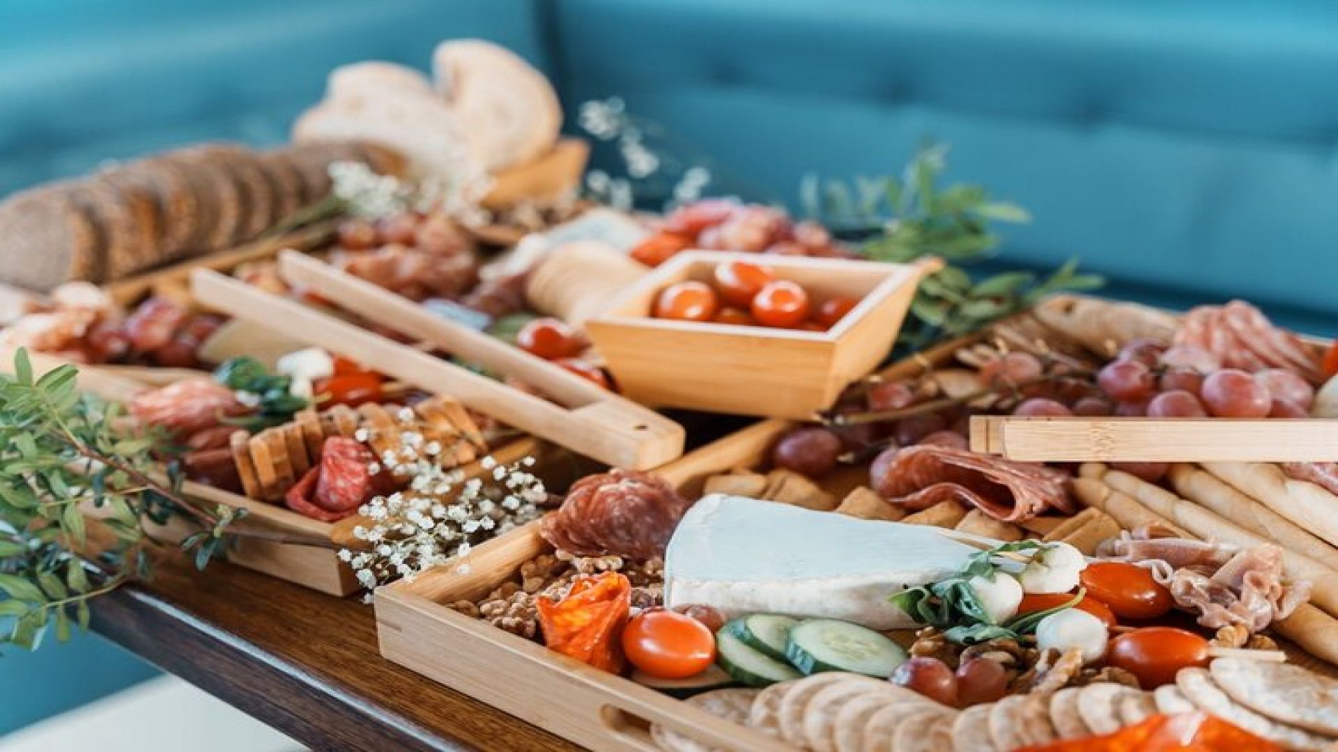 5 Hour Adults Ibiza Boat Trip + lunch, 6 drinks, SUP Boards & DJ