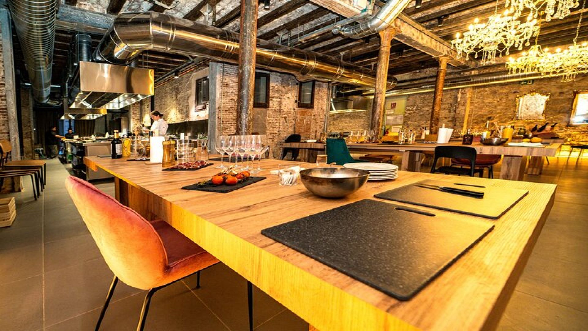 Barcelona Paella Cooking Class & Boqueria & Hofmann-Trained Chefs