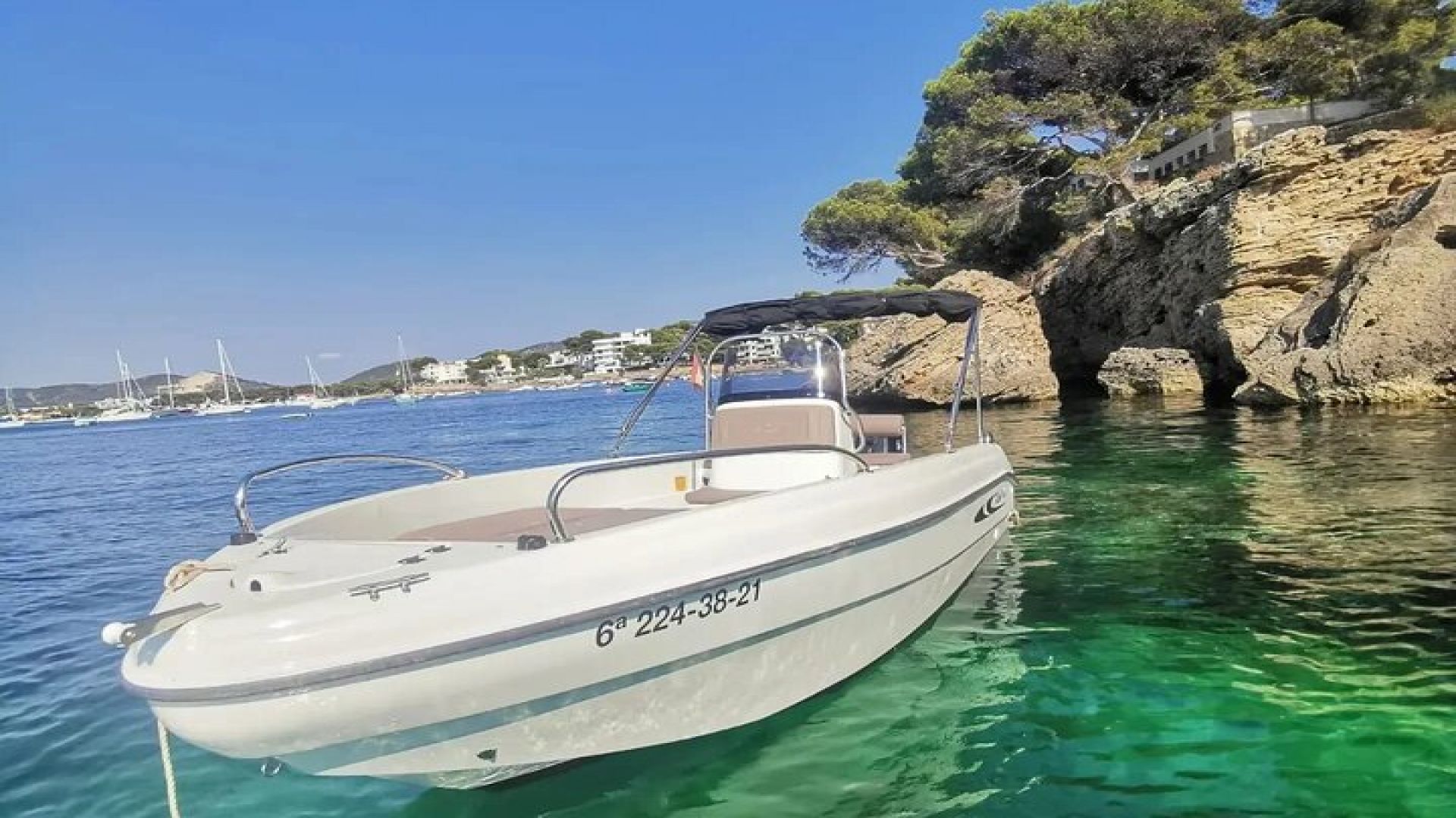 2 Hours Boat Rental in Santa Ponsa without License