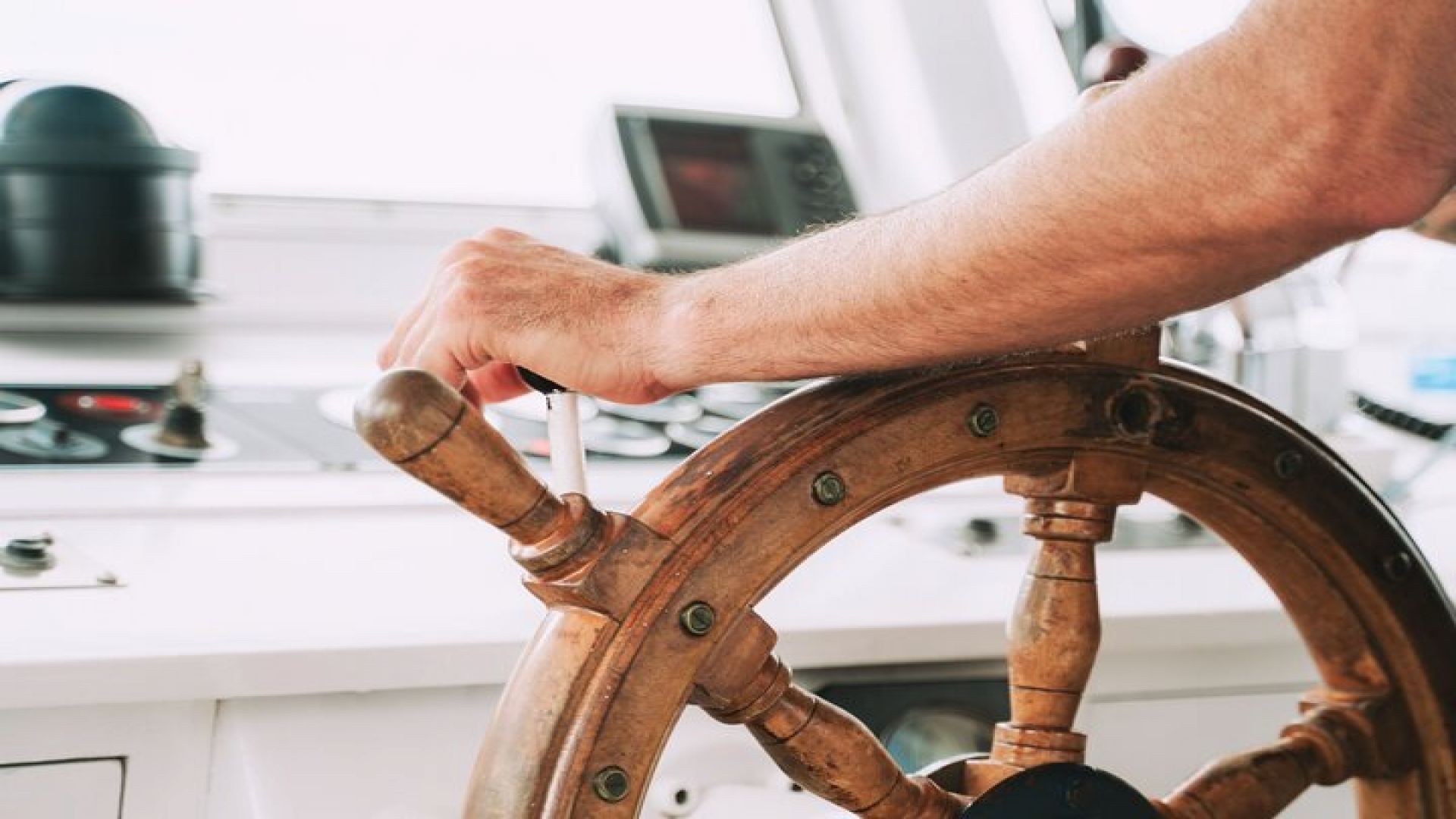 Half-day experience of the unspoilt coves of southern Menorca