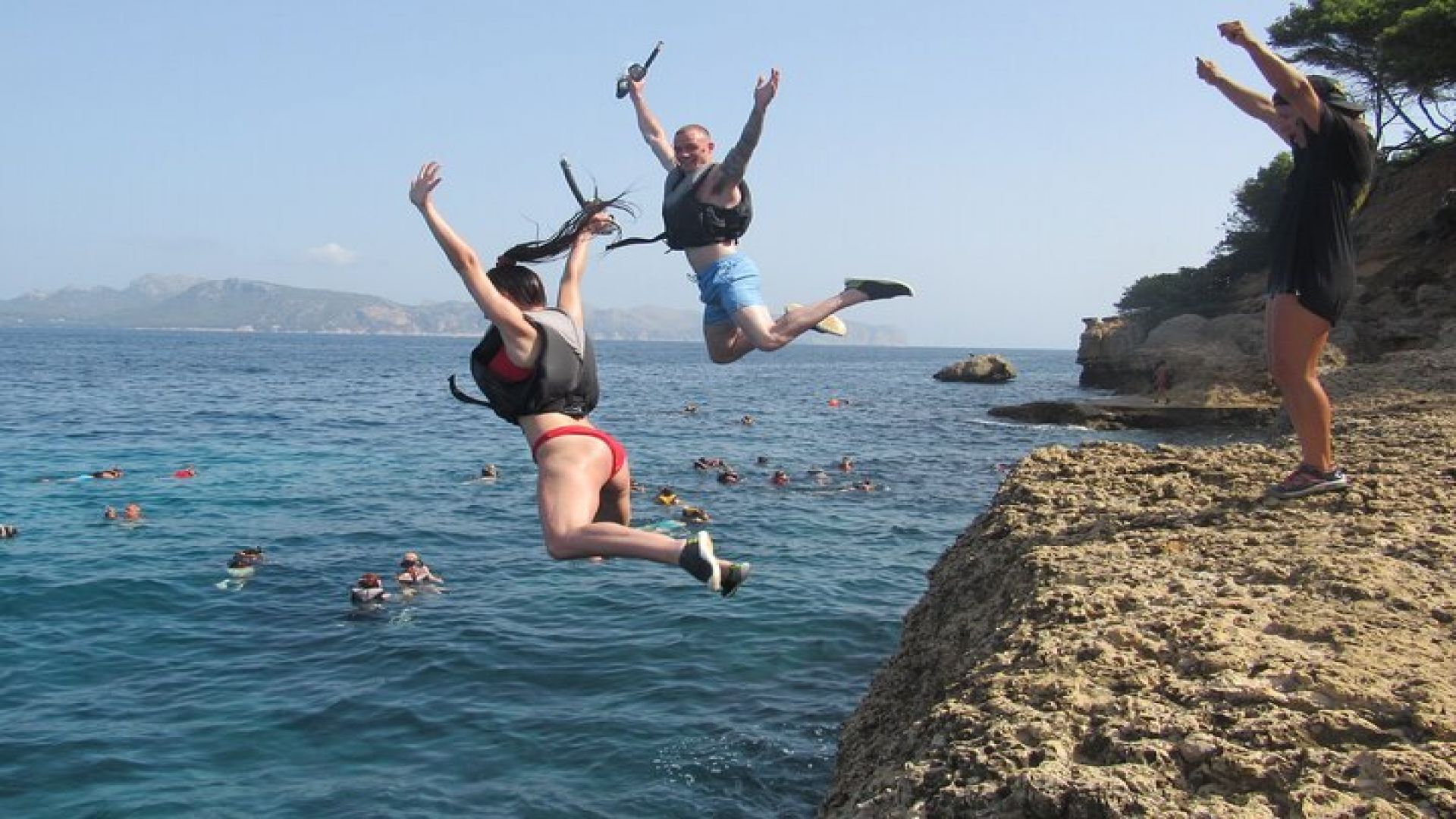 Mallorca: Kayaking, Sea Cave, Cliff Jumping & Snorkel Tour