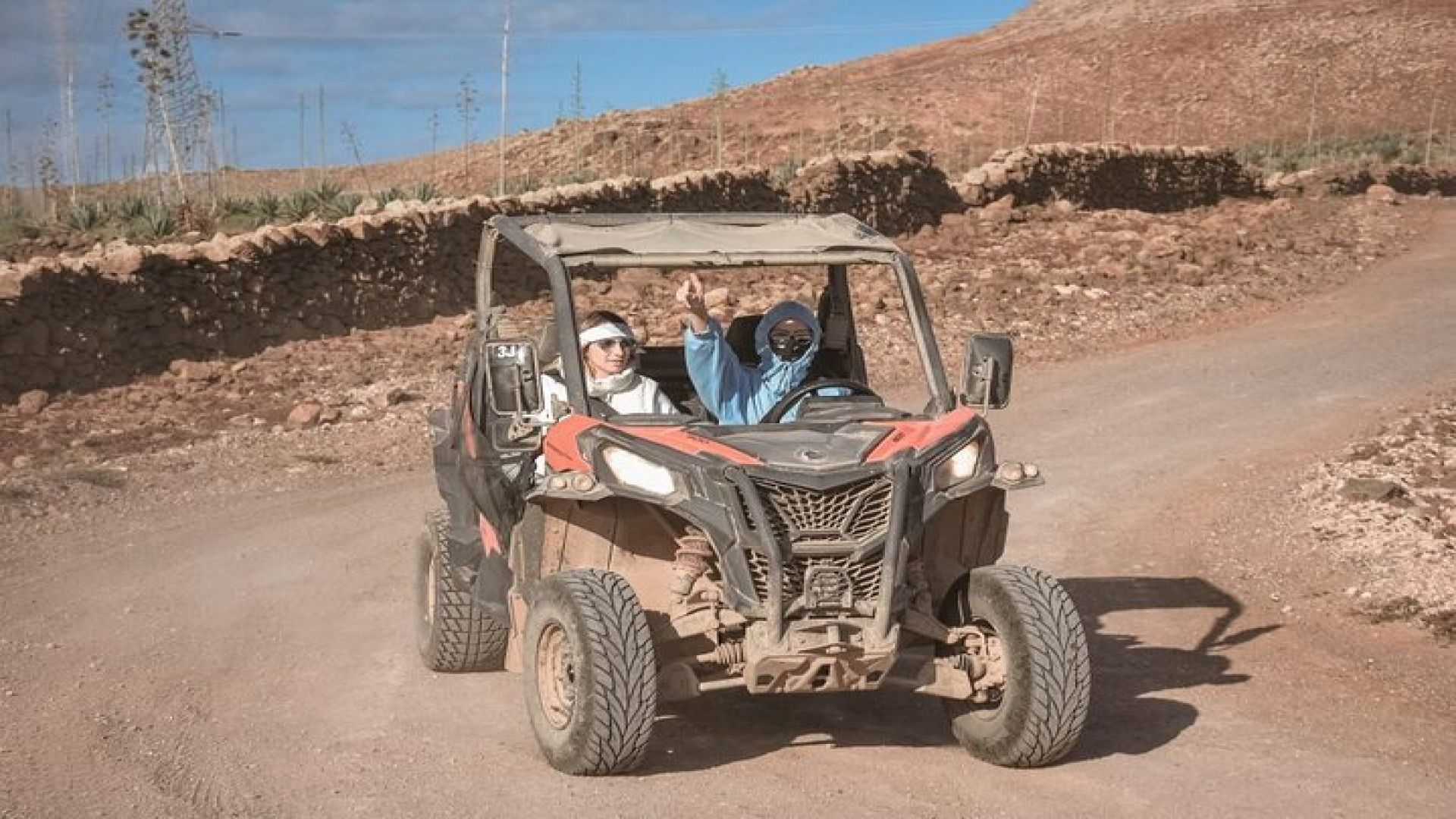 Best Buggy fuerteventura 2 people at 9:00/12:00/15:00can am 800 