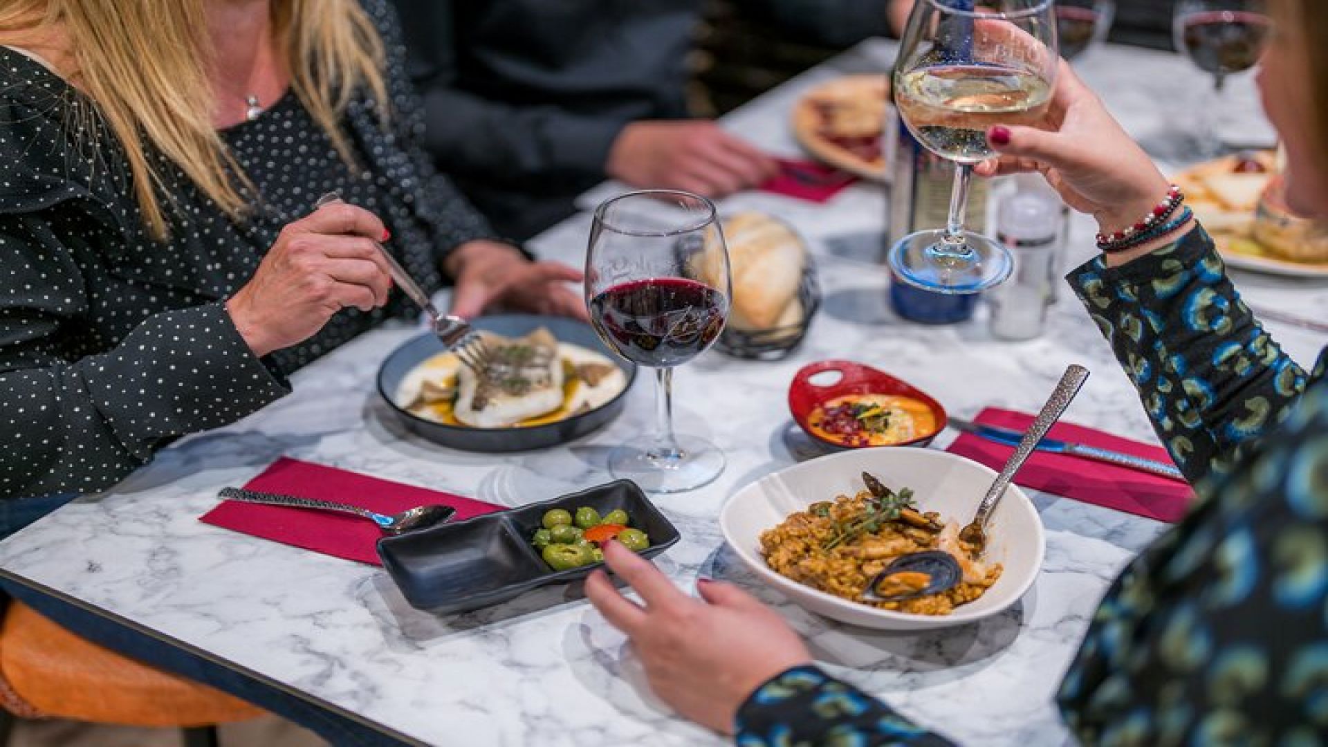 Flamenco Restaurant and Show in Alegria