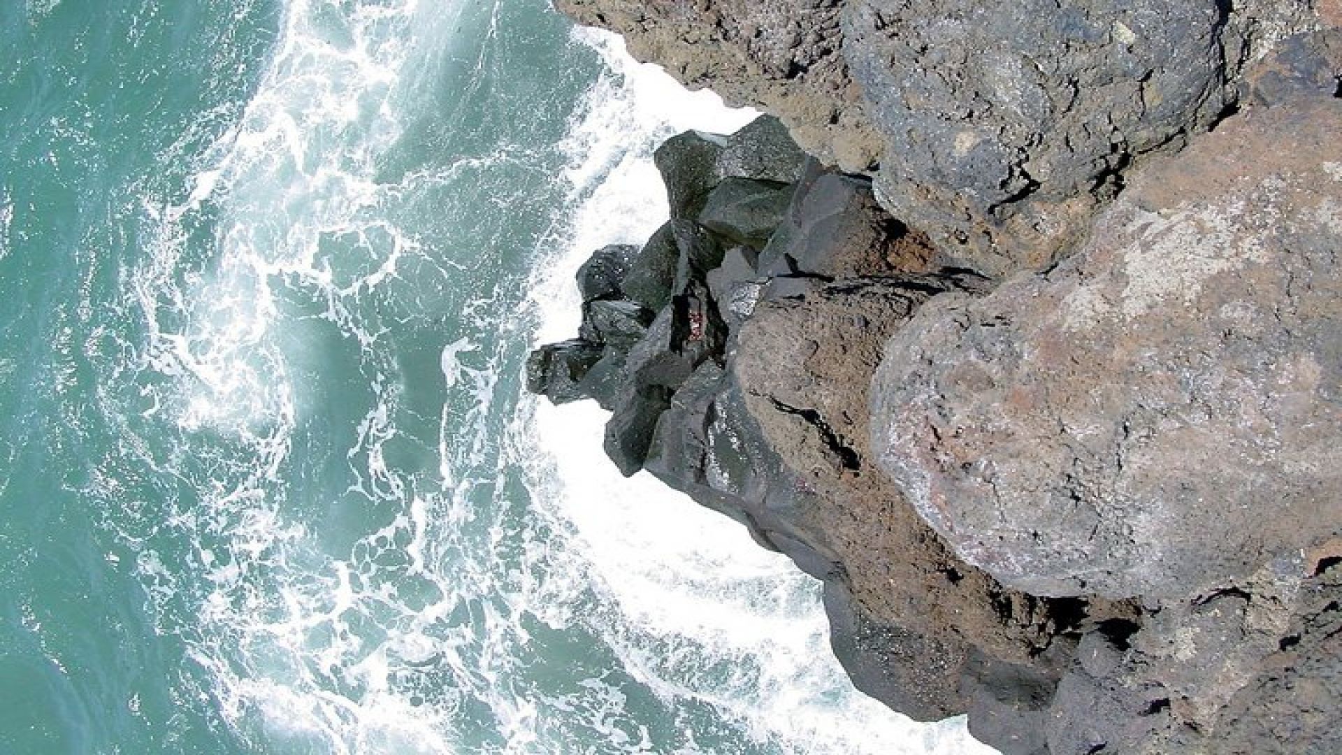 Lanzarote Volcano and Wine Region Tour from Fuerteventura