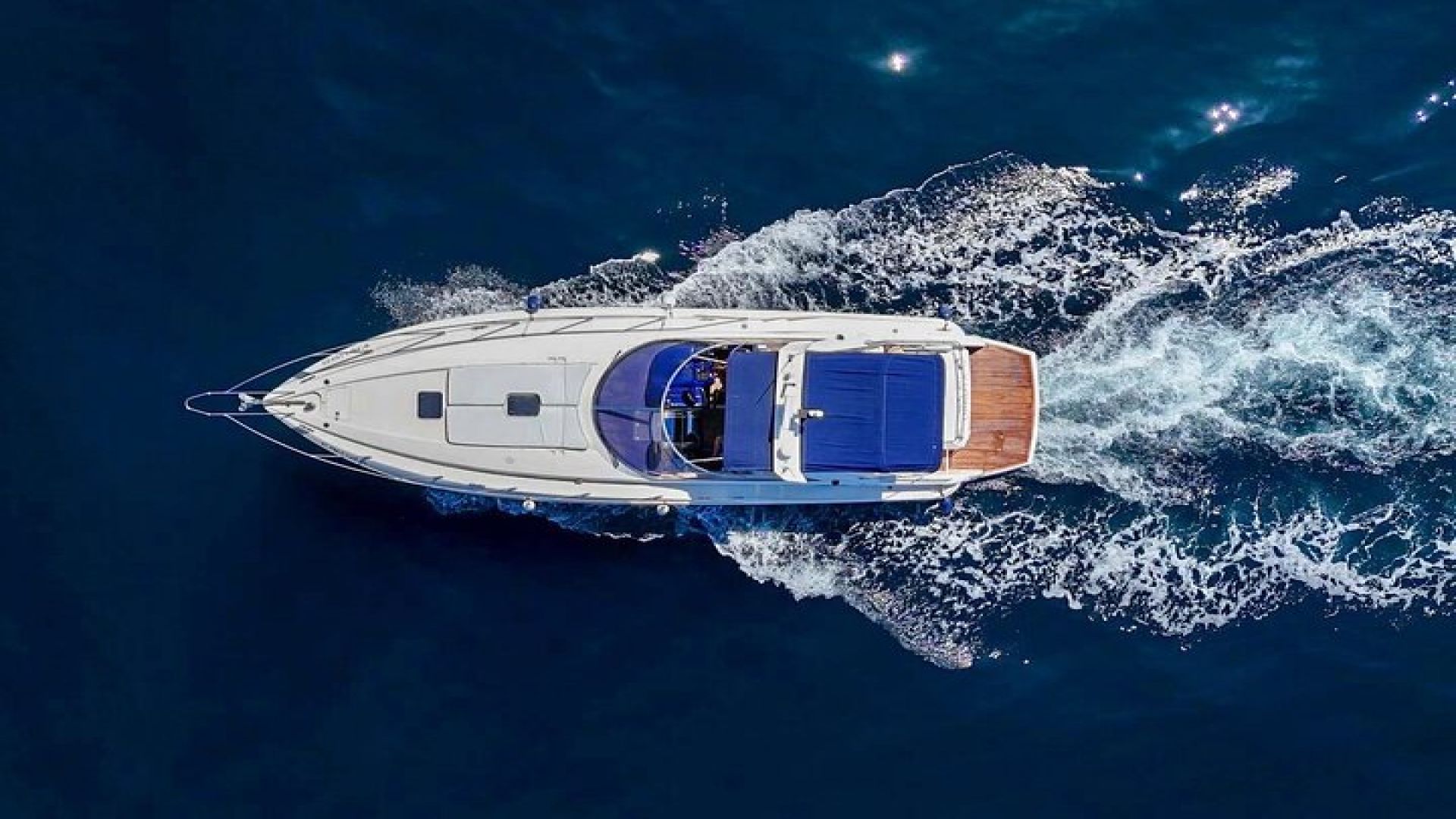 Private Luxury Yacht Charter from PUERTO BANÚS, Marbella