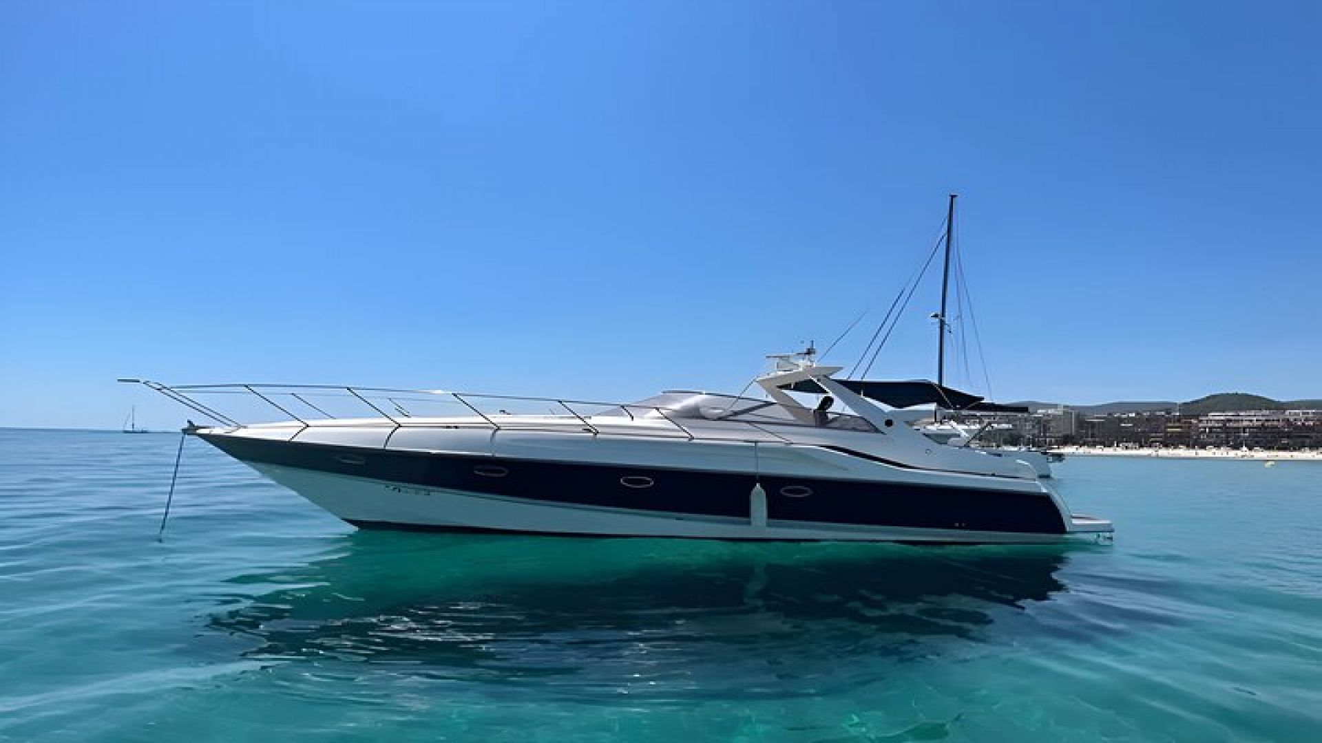 Private Luxury Yacht Charter from PUERTO BANÚS, Marbella