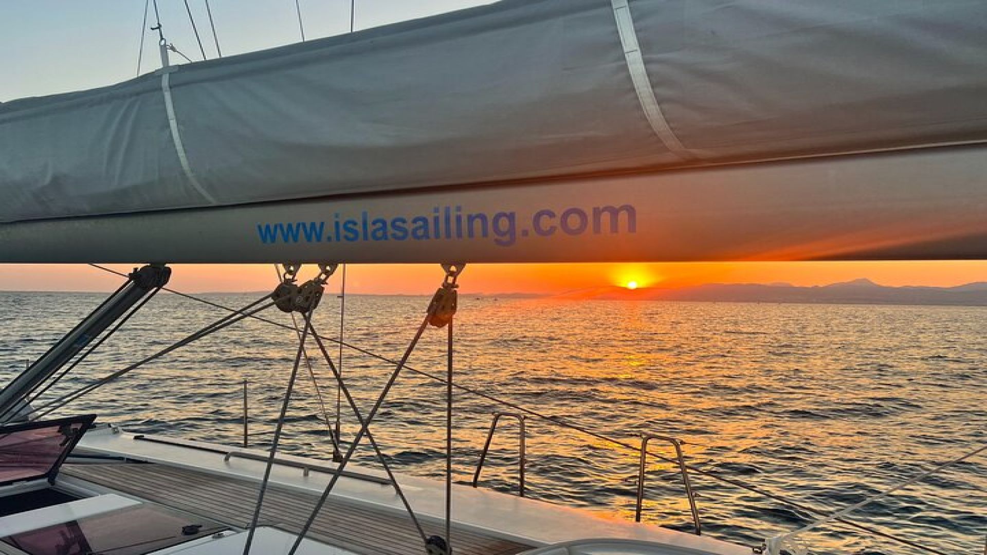 Mallorca Sailing tour with drinks, tapas, snorkeling & swimming!