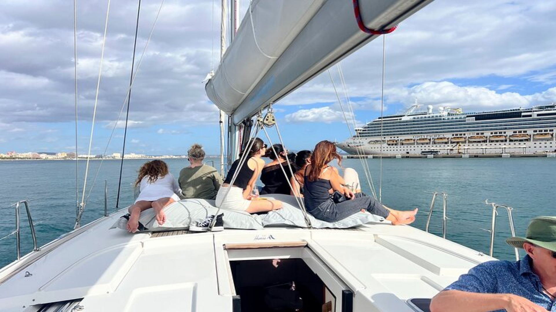 Mallorca Sailing tour with drinks, tapas, snorkeling & swimming!