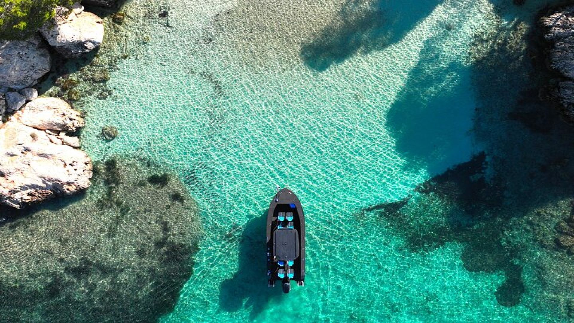 Charter Tour of Palma Bay: Snorkeling and Paddle Surfing