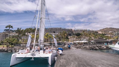 Gran Canaria Virgin Beaches Boat Tour with Food
