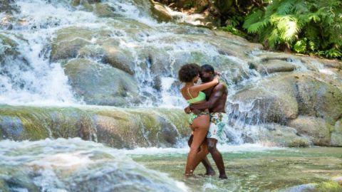 Dunn\'s River Falls and Bob Marley Mausoleum