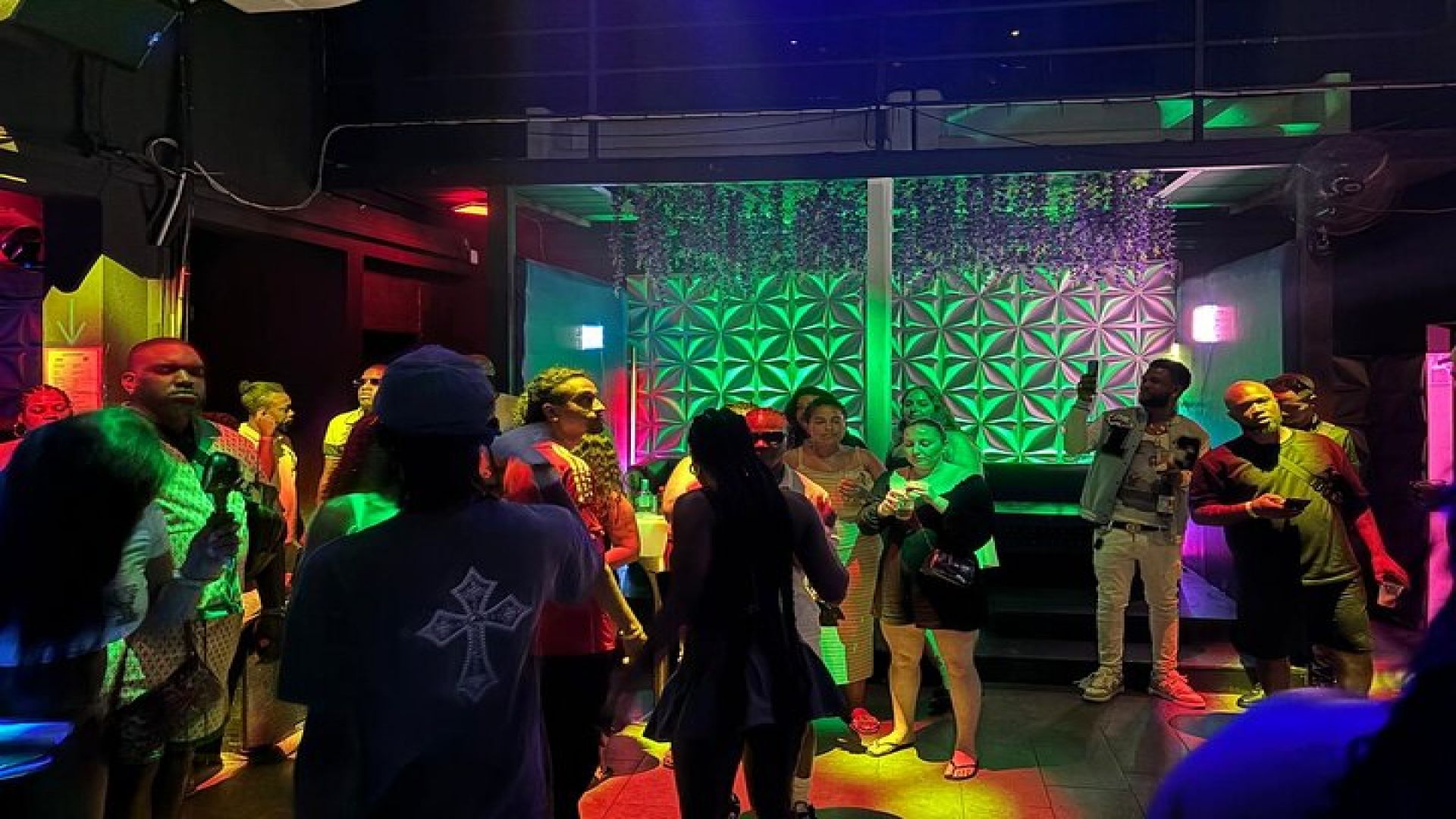 Ballerz Paradise Nightlife Vibes Tour in Montego Bay