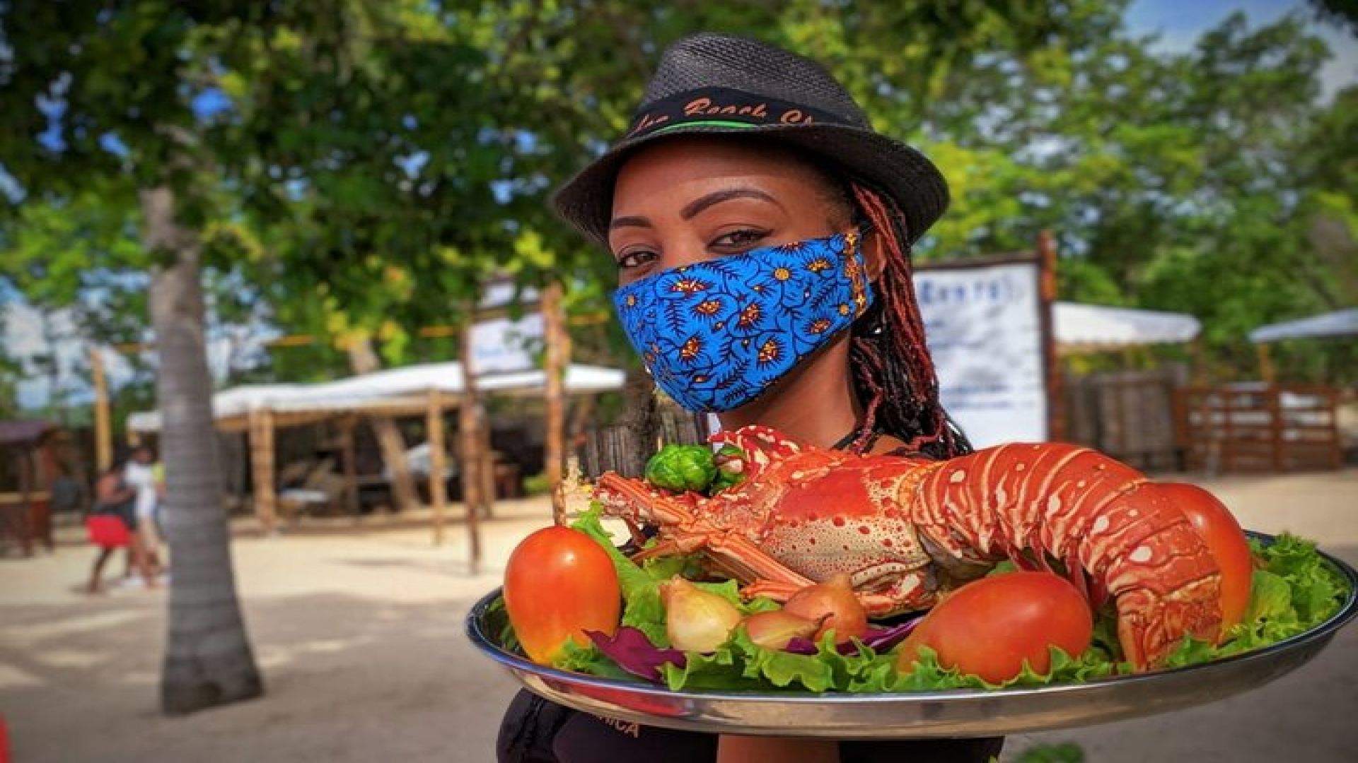 Montego Bay: Bamboo Beach Club VIP Access with Lunch & Cocktails