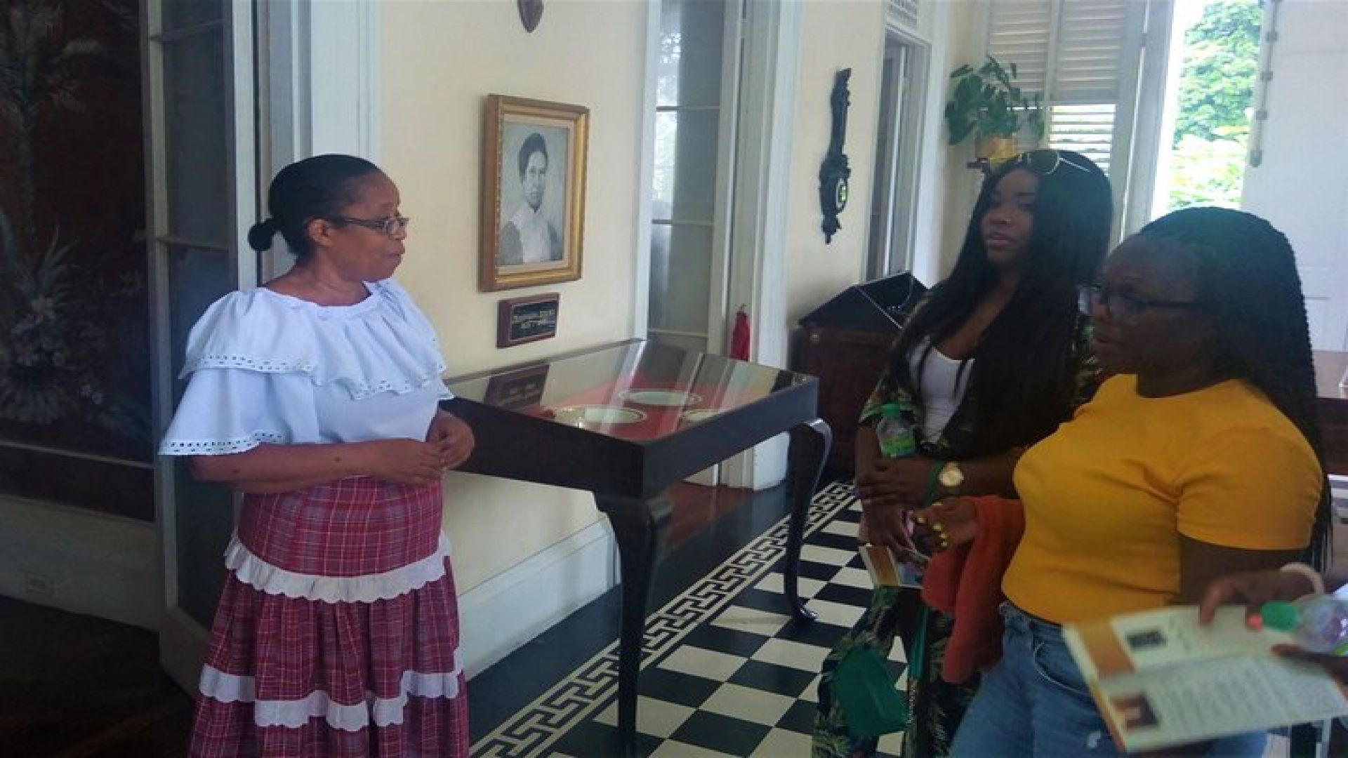 Devon House Tour with Ice Cream from Kingston