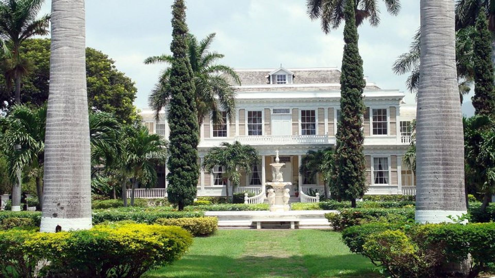 Devon House Tour with Ice Cream from Kingston