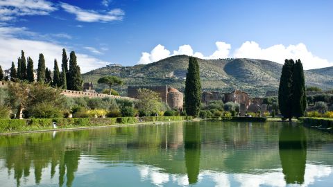 Tivoli and its Villas with Pick-up