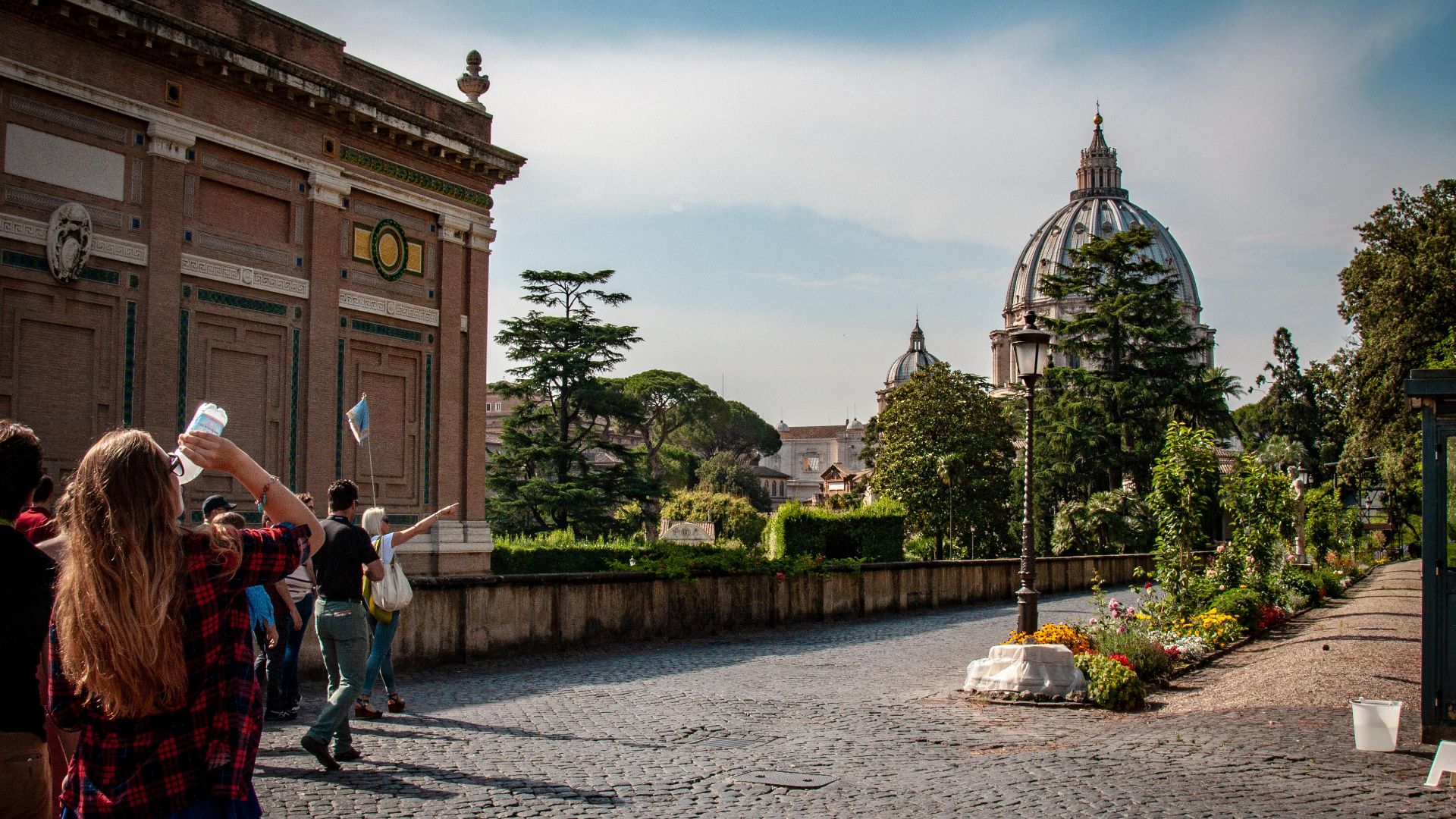 Rome in 1 Day: Colosseum Small-Group Tours & Vatican Museums