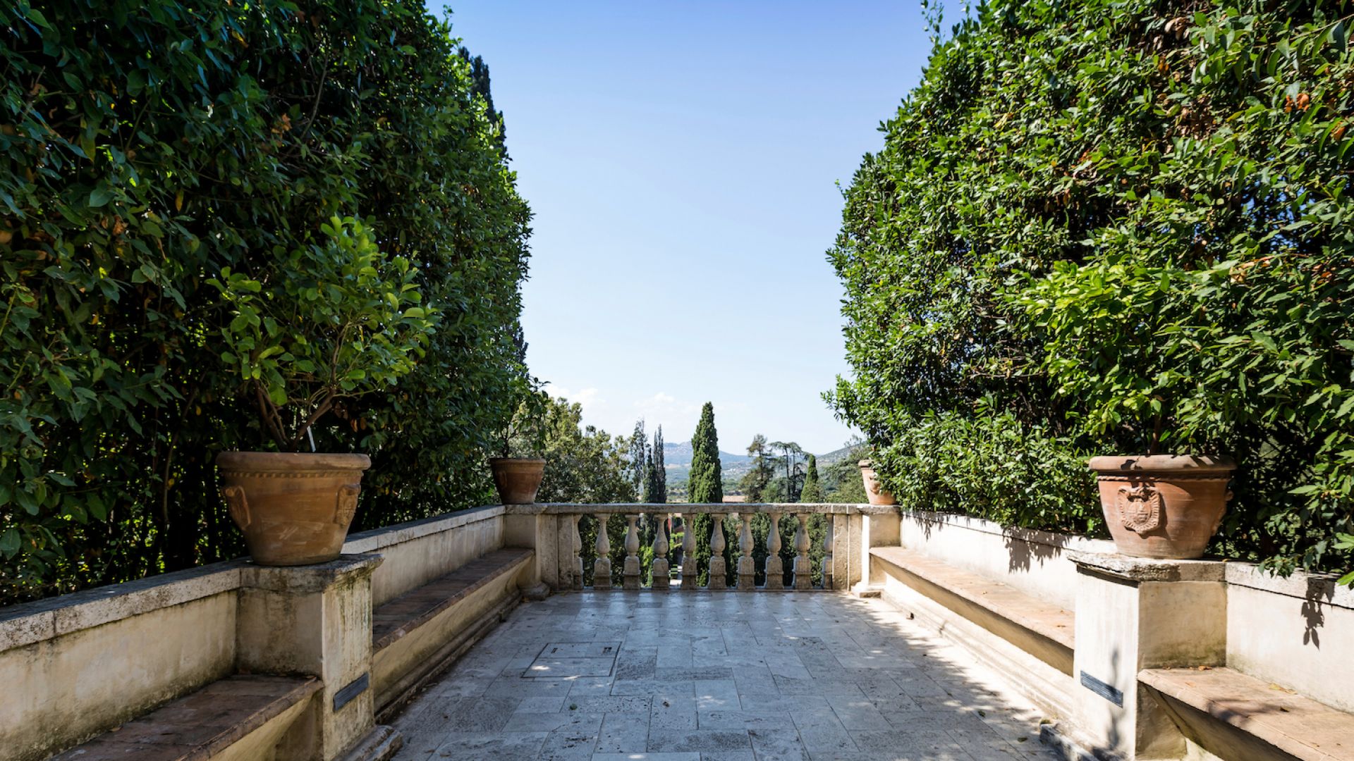 Tivoli and its Villas - Meeting point