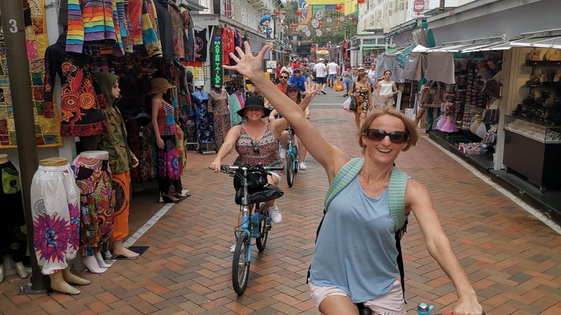 Lion City Bike Tour of Singapore