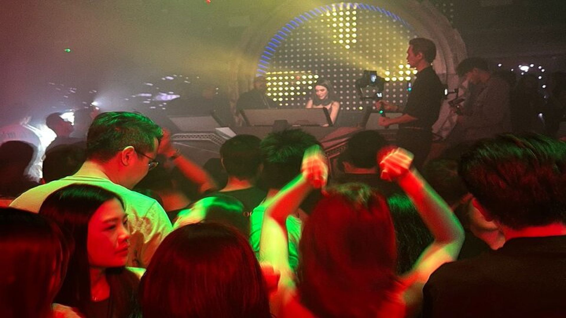 Party Singapore Bespoke Pub Crawl