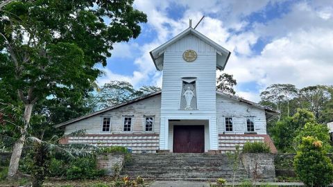 Batam Heritage Tour with Singapore Ferry Ticket, Lunch & Massage