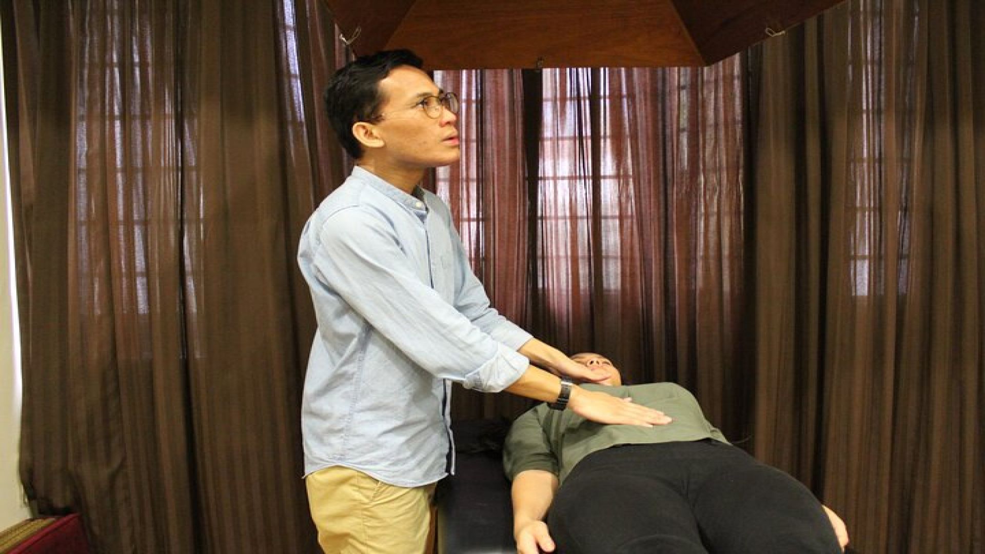 Chakra Balancing Spiritual Energy Healing Therapy