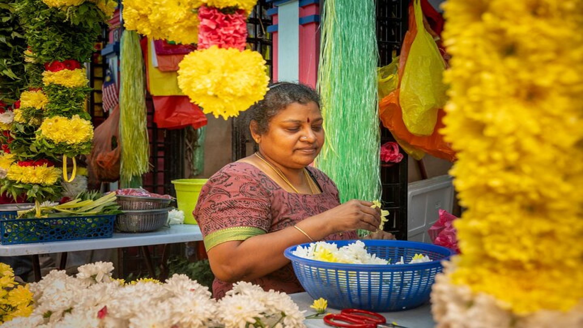 Singapore Chinatown, Little India and Local Flavours Guided Tour