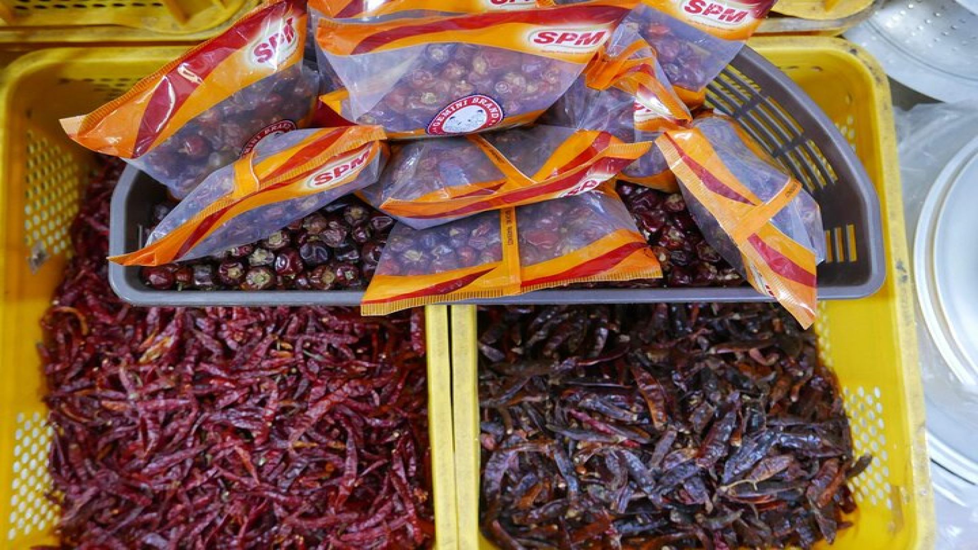 Singapore Chinatown, Little India and Local Flavours Guided Tour