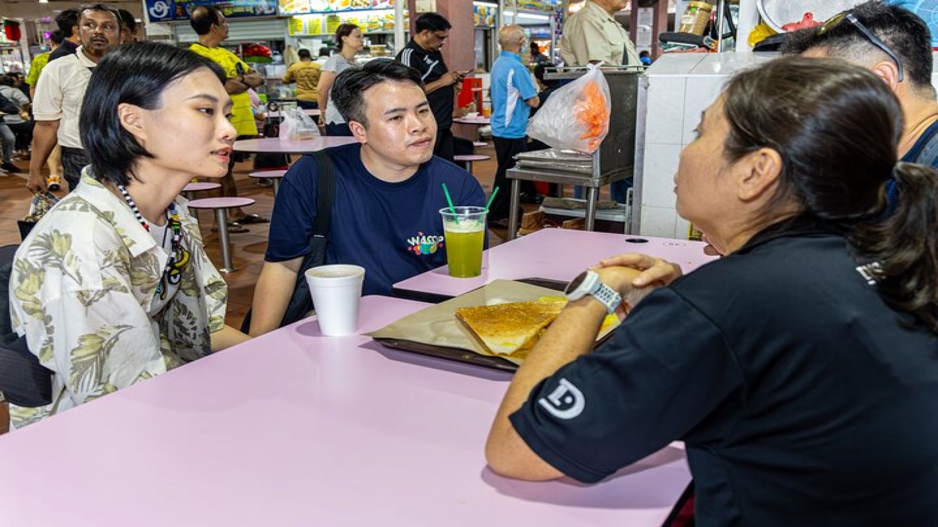 Singapore Chinatown, Little India and Local Flavours Guided Tour