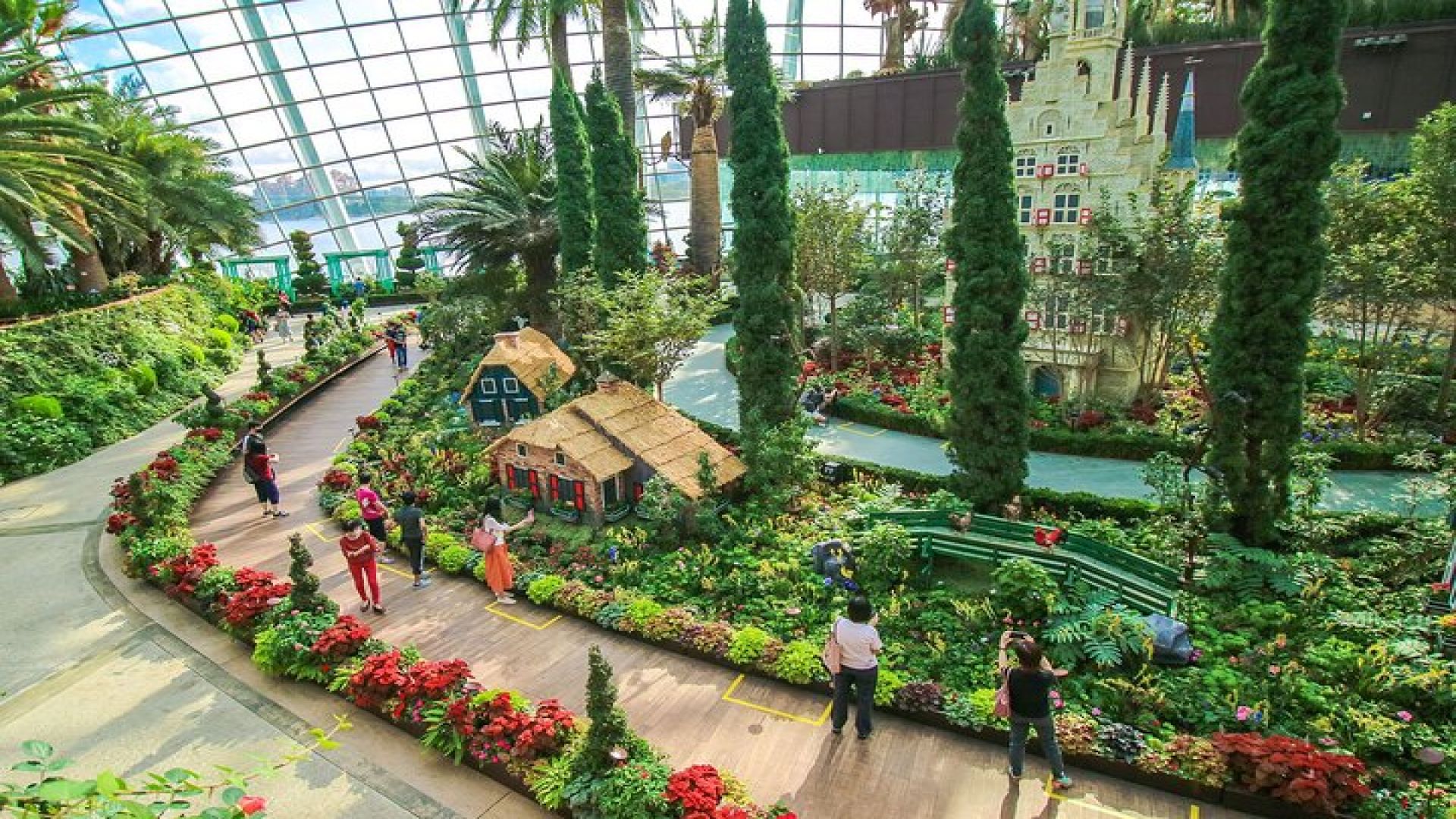 Bay Cloud Forest Gardens, Flower Dome, Jurassic World Experience