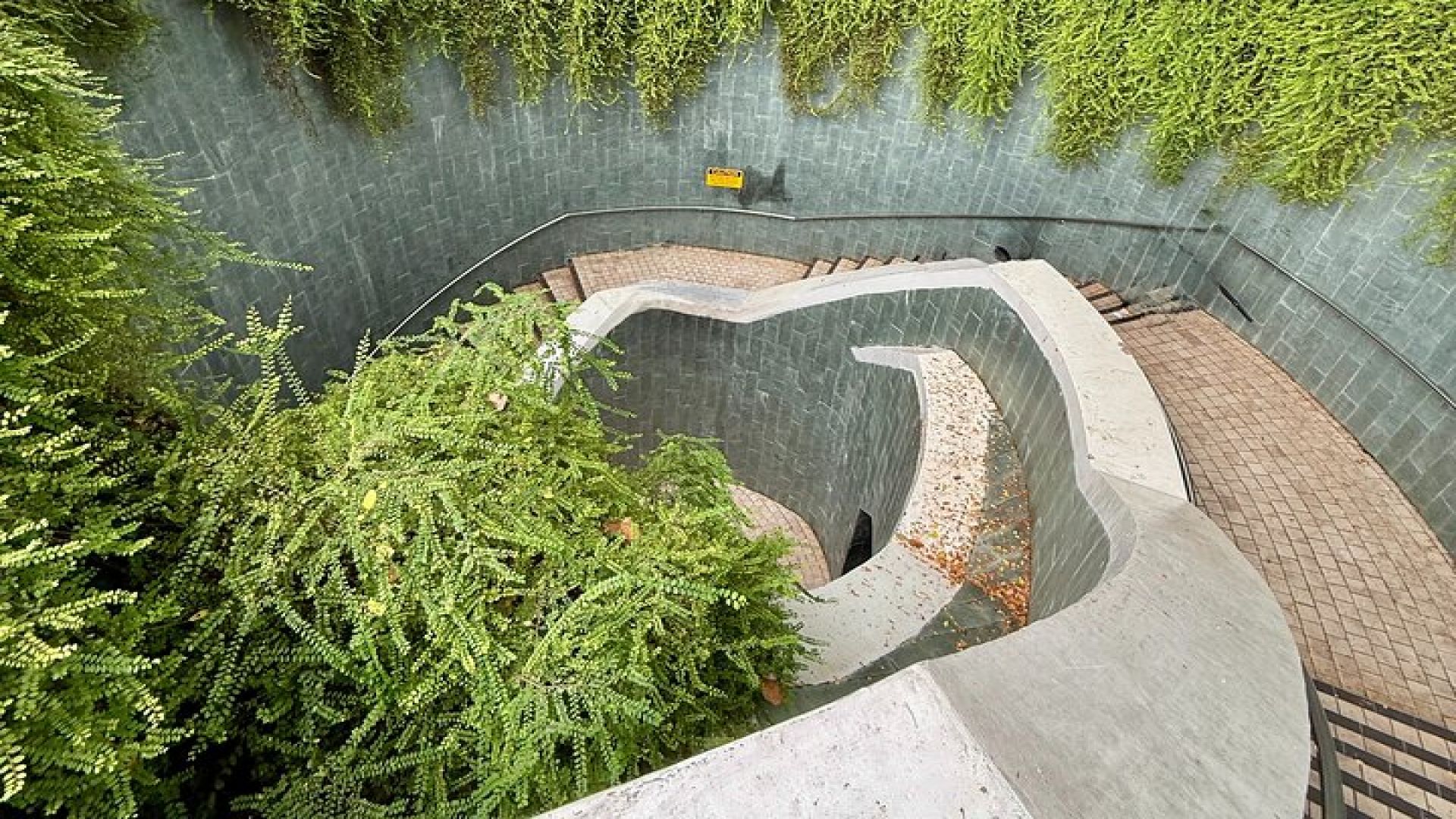 Fort Canning and Singapore River Join In Walking Tour