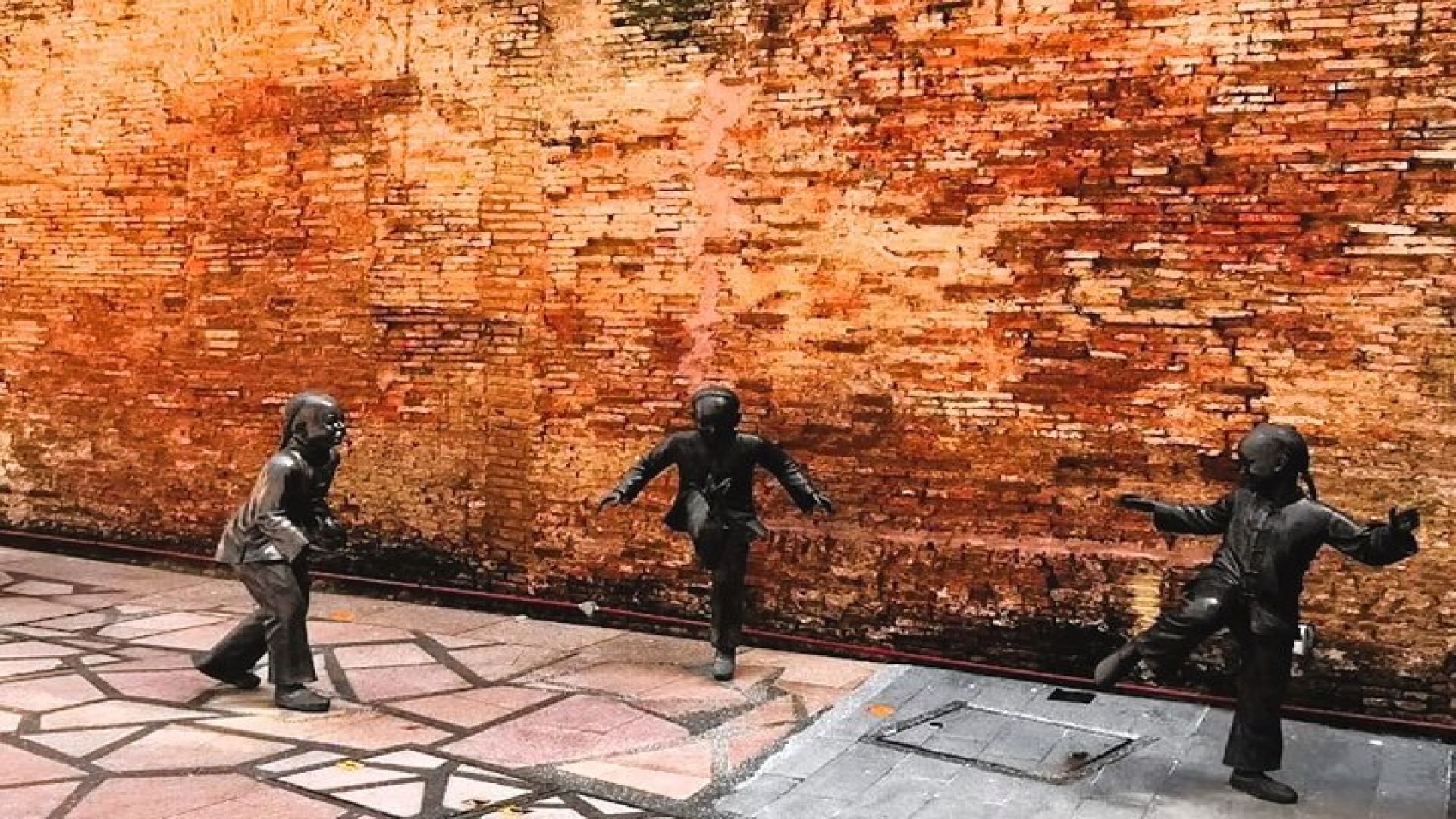 Singapore\'s Historic Chinatown Walking Tour with Lunch