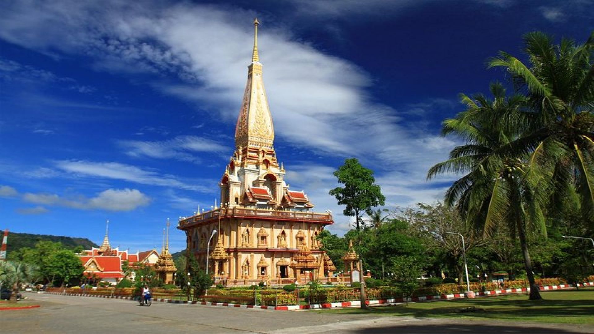 Phuket City and Sightseeing & Old Phuket Town Tour