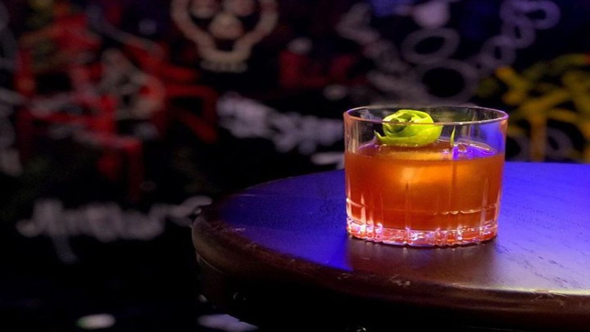 Phuket Real Sightseeing Tour with Rum Cocktail Tour