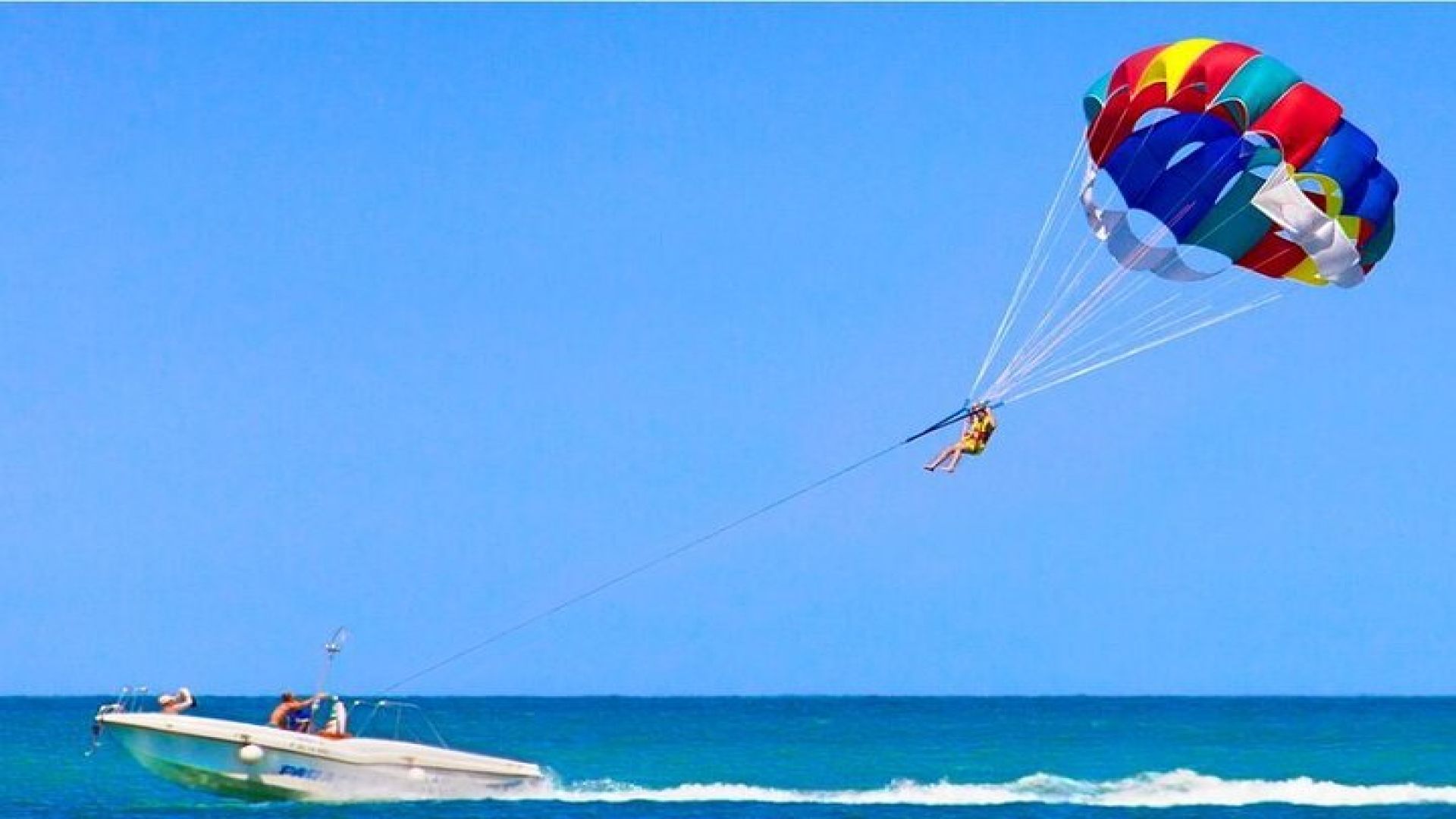 Pattaya Coral Island speed boat with lunch from Bangkok 