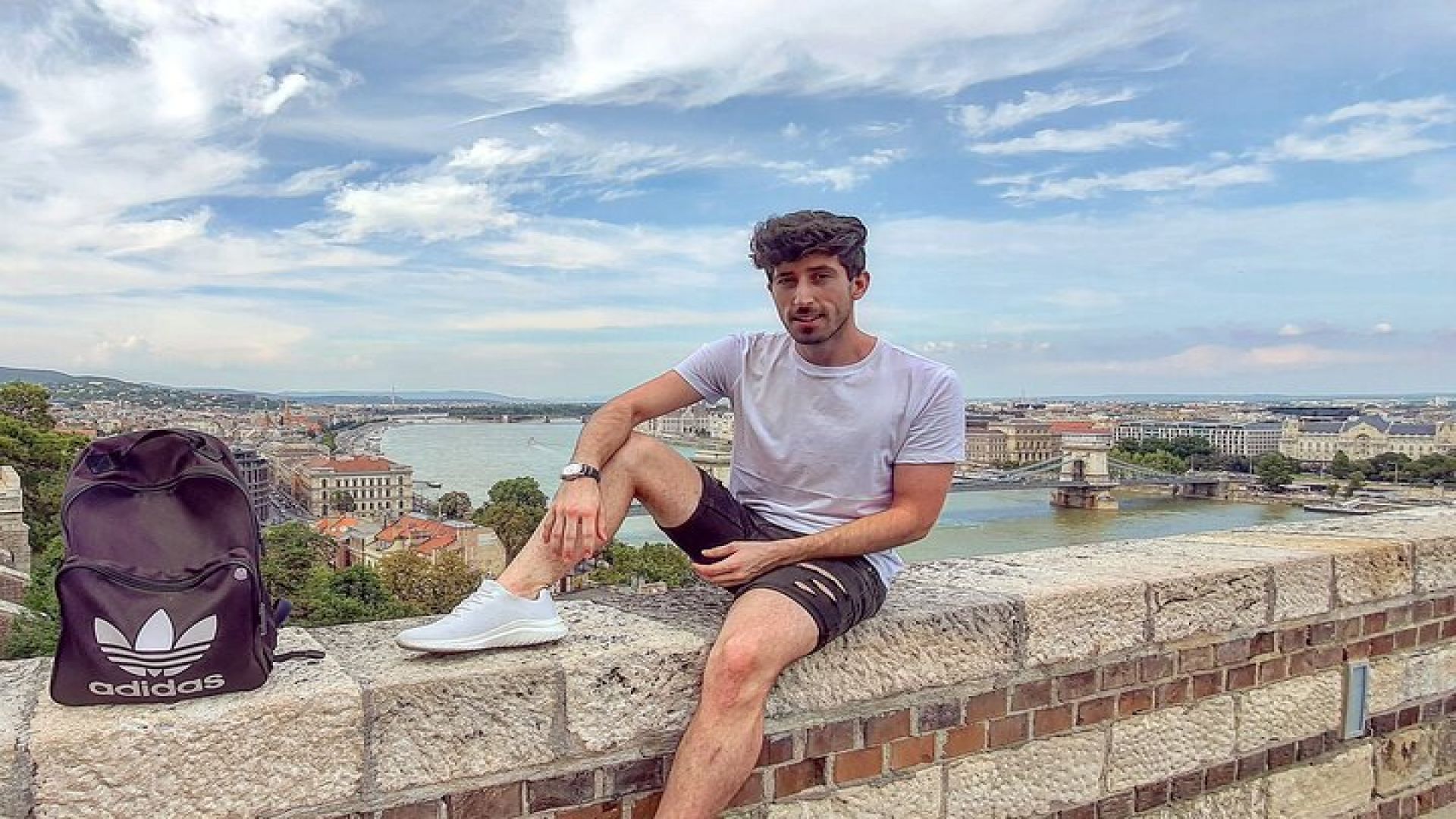 2 Hours Budapest Walking Tour with A Private Guide