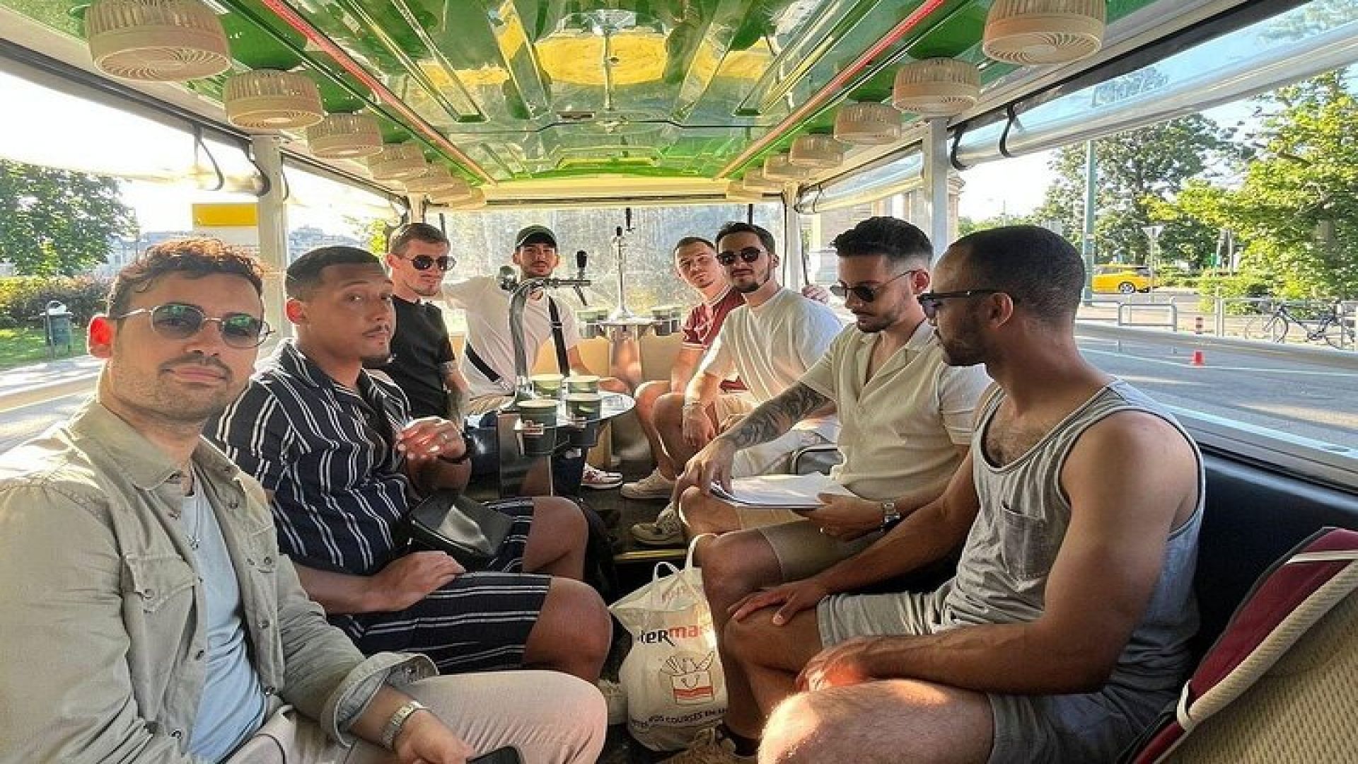 Budapest BeerBus Tour 90 Minutes Public Experience