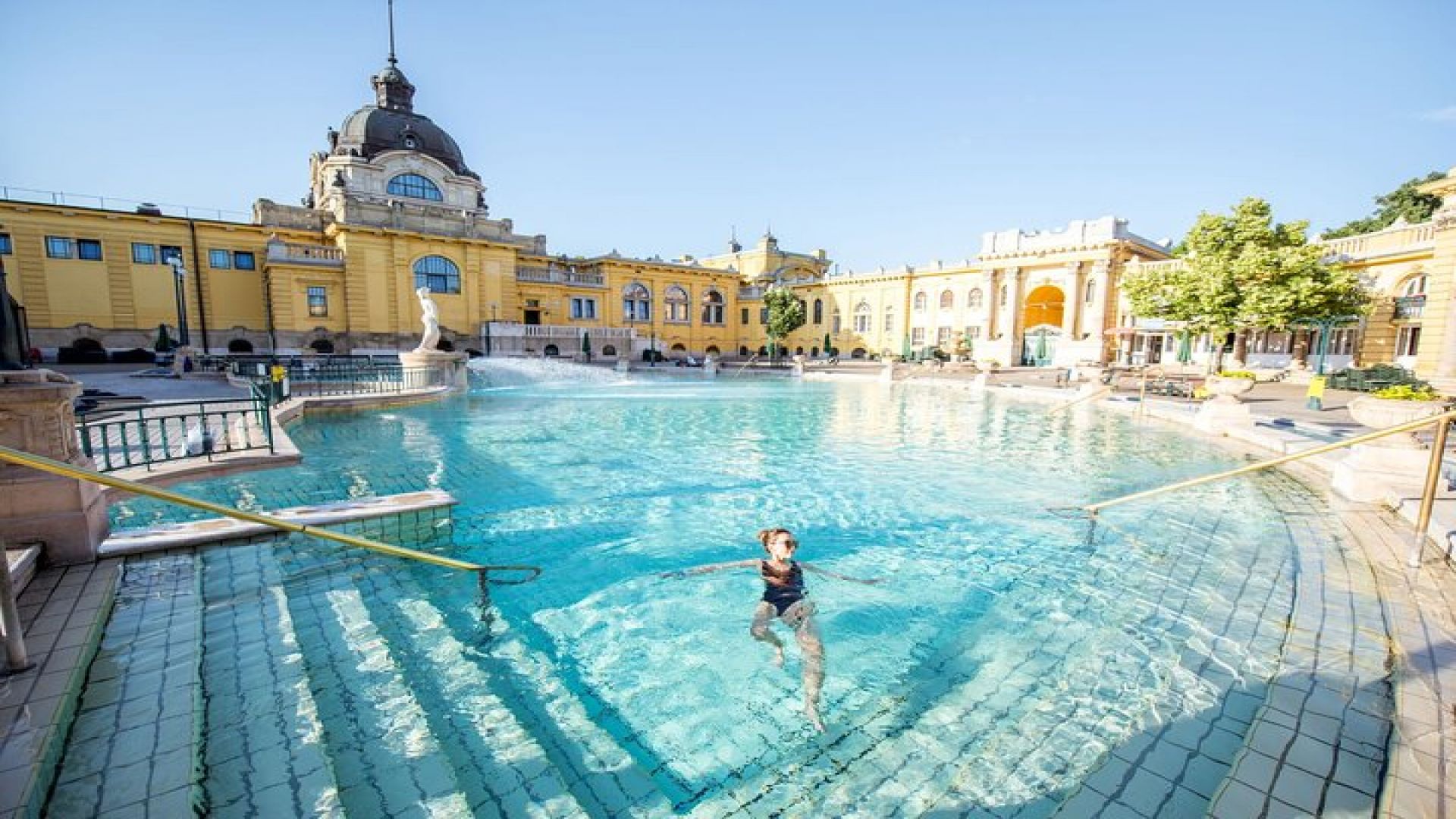 Historical and Cultural Self Guided Walking Tour in Budapest