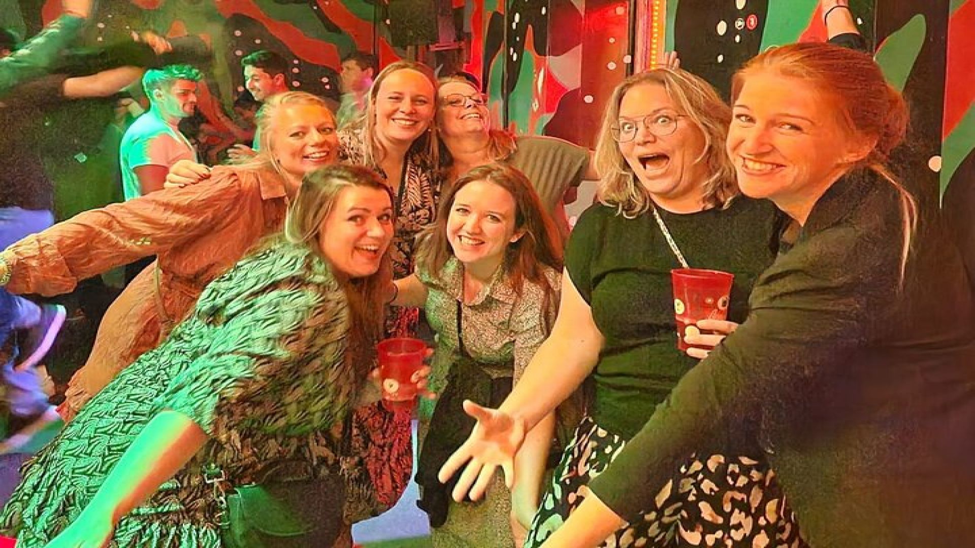 Personalized Guided Pub Crawl in Budapest