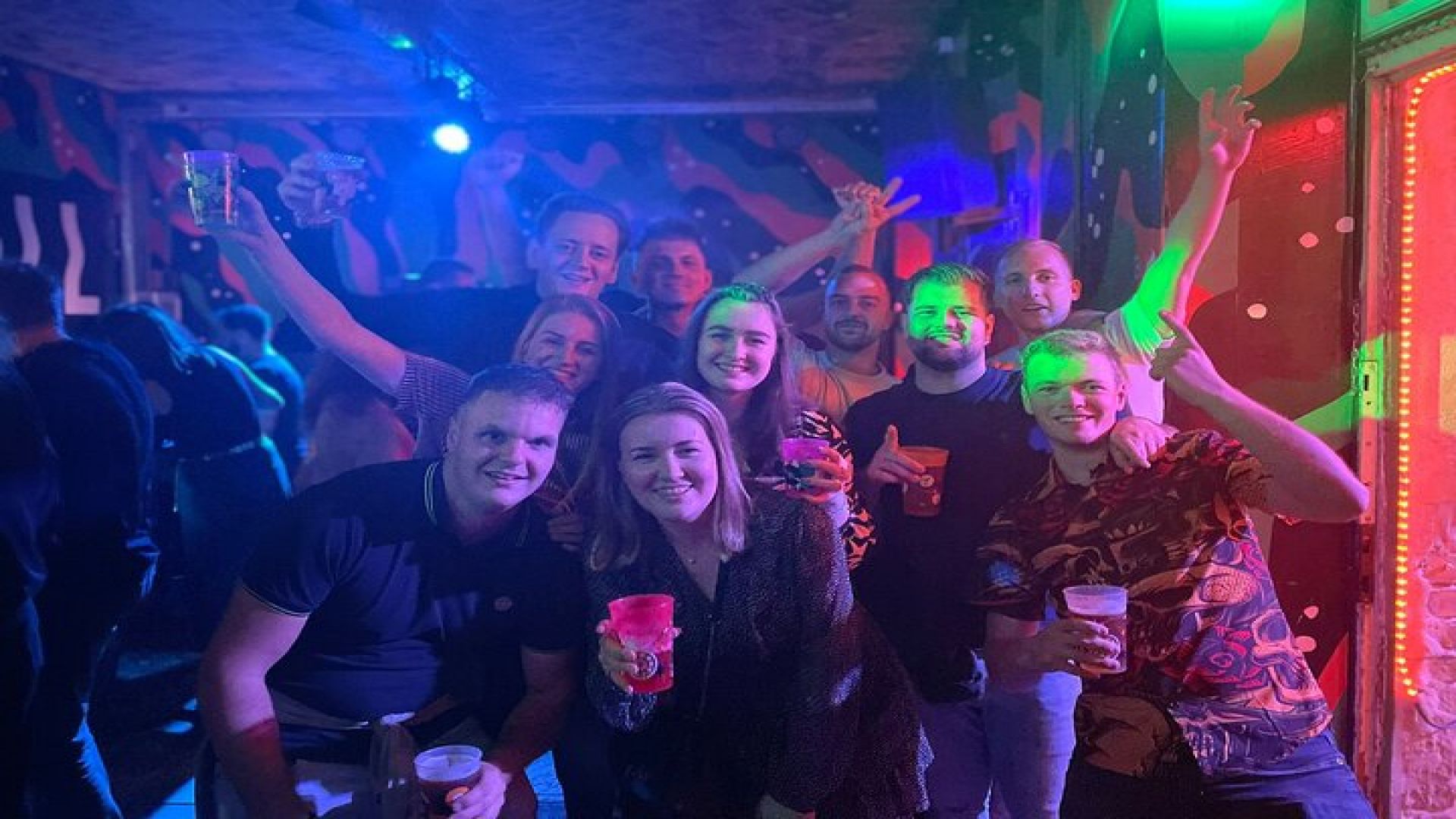 Personalized Guided Pub Crawl in Budapest