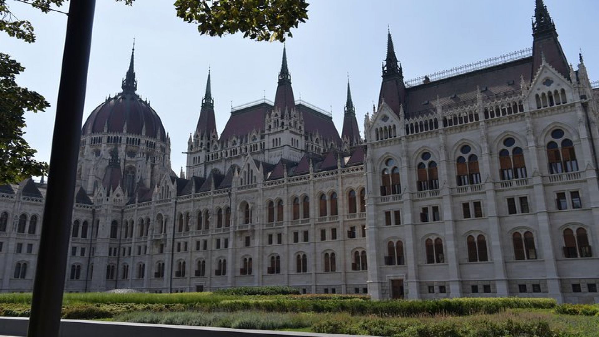 Half-day walking tour in Budapest