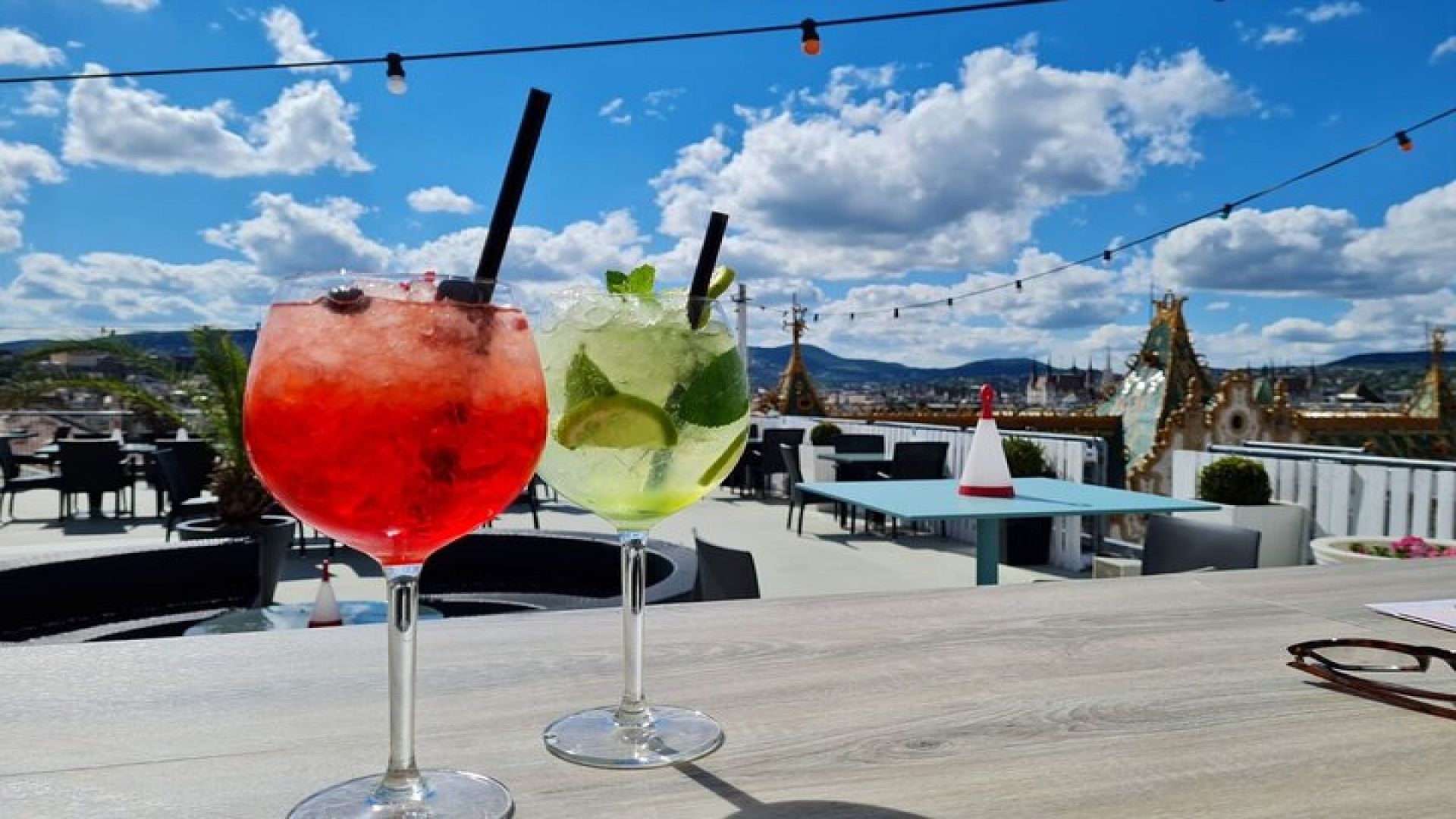 Budapest in Style Private City Tour with Sky Bar Cocktail