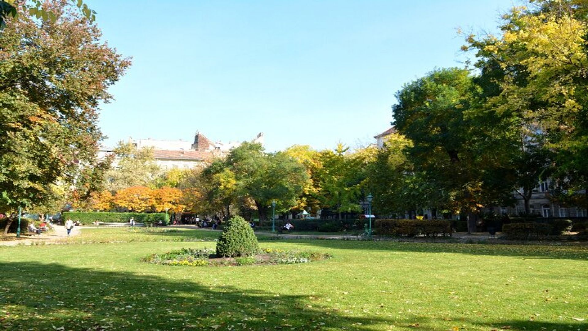 Hidden Budapest Private Bike Tour