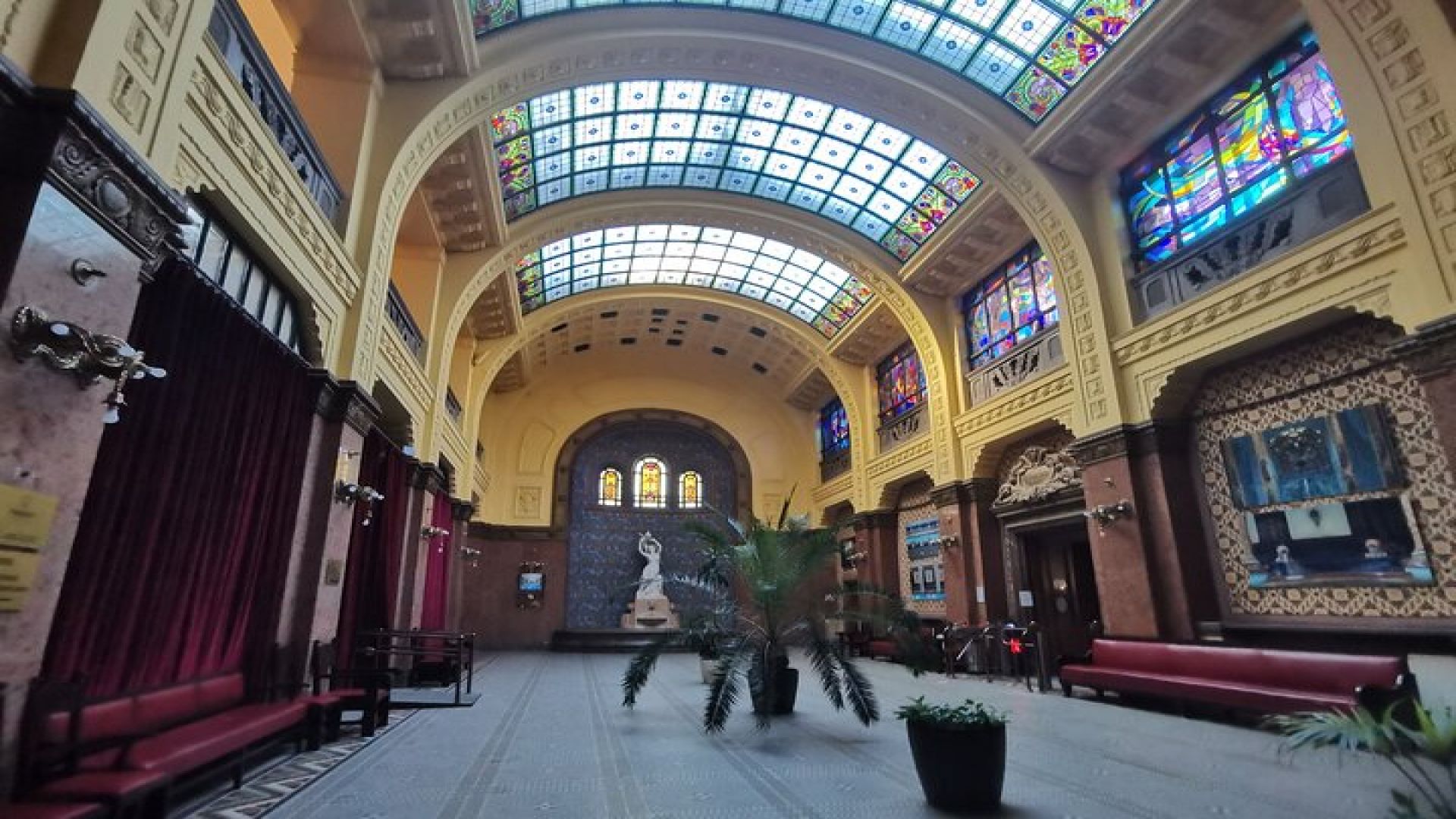 Hidden Budapest Private Bike Tour