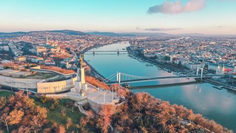 Private Tour in Budapest of the local food culture with a local