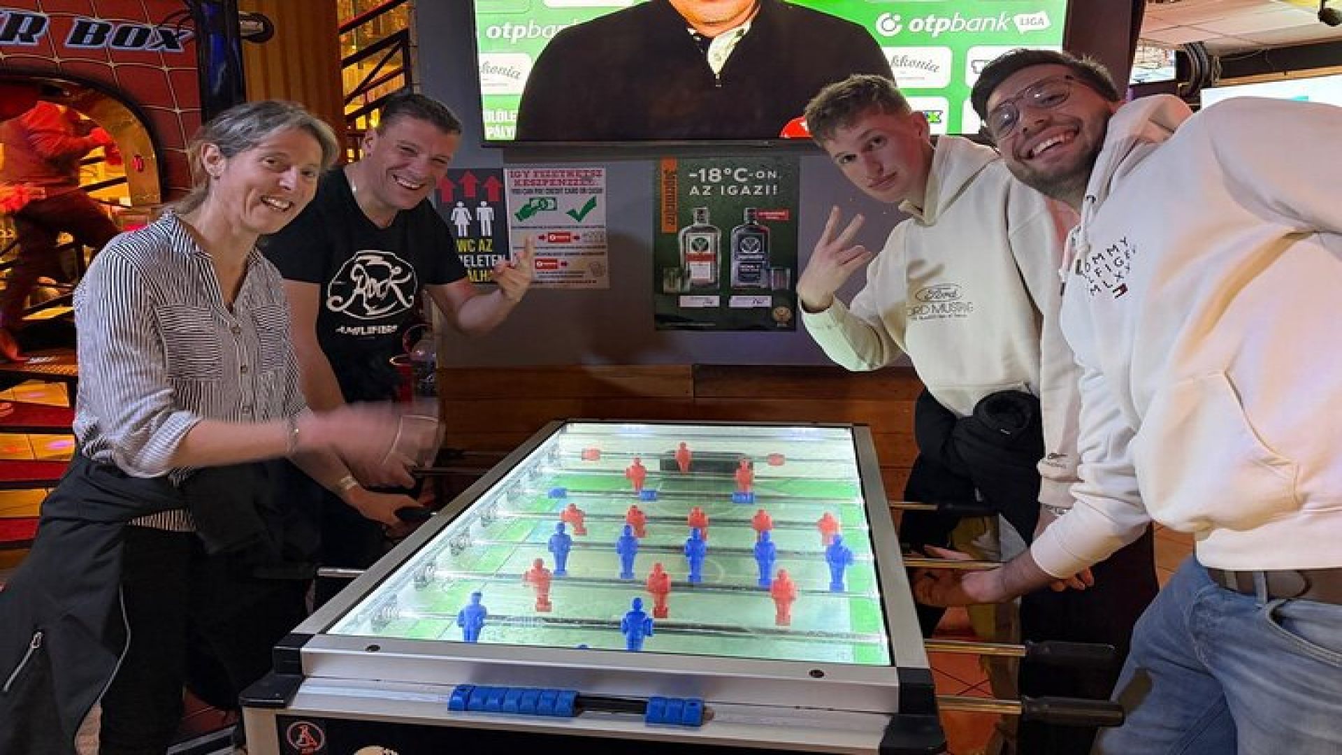 Budapest Pub Crawl & Ruin Bar Tour – Free Shots & VIP Entry