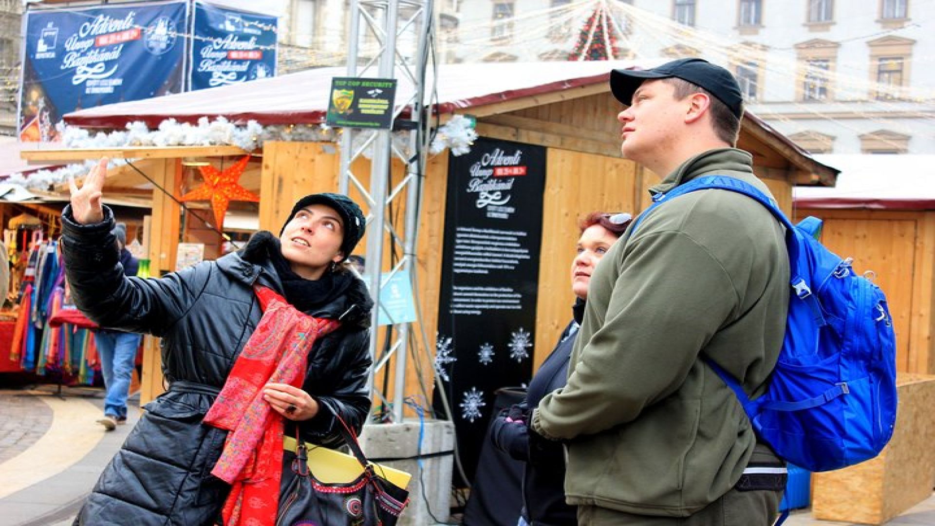 Budapest Christmas Walking Tour & Entry to St Stephen\'s Basilica