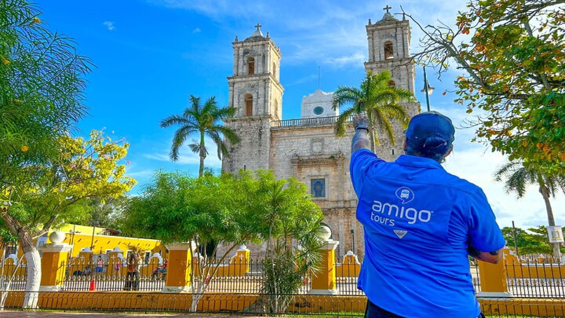 Chichen Itza, Cenote & Valladolid Tour with Tequila and Lunch