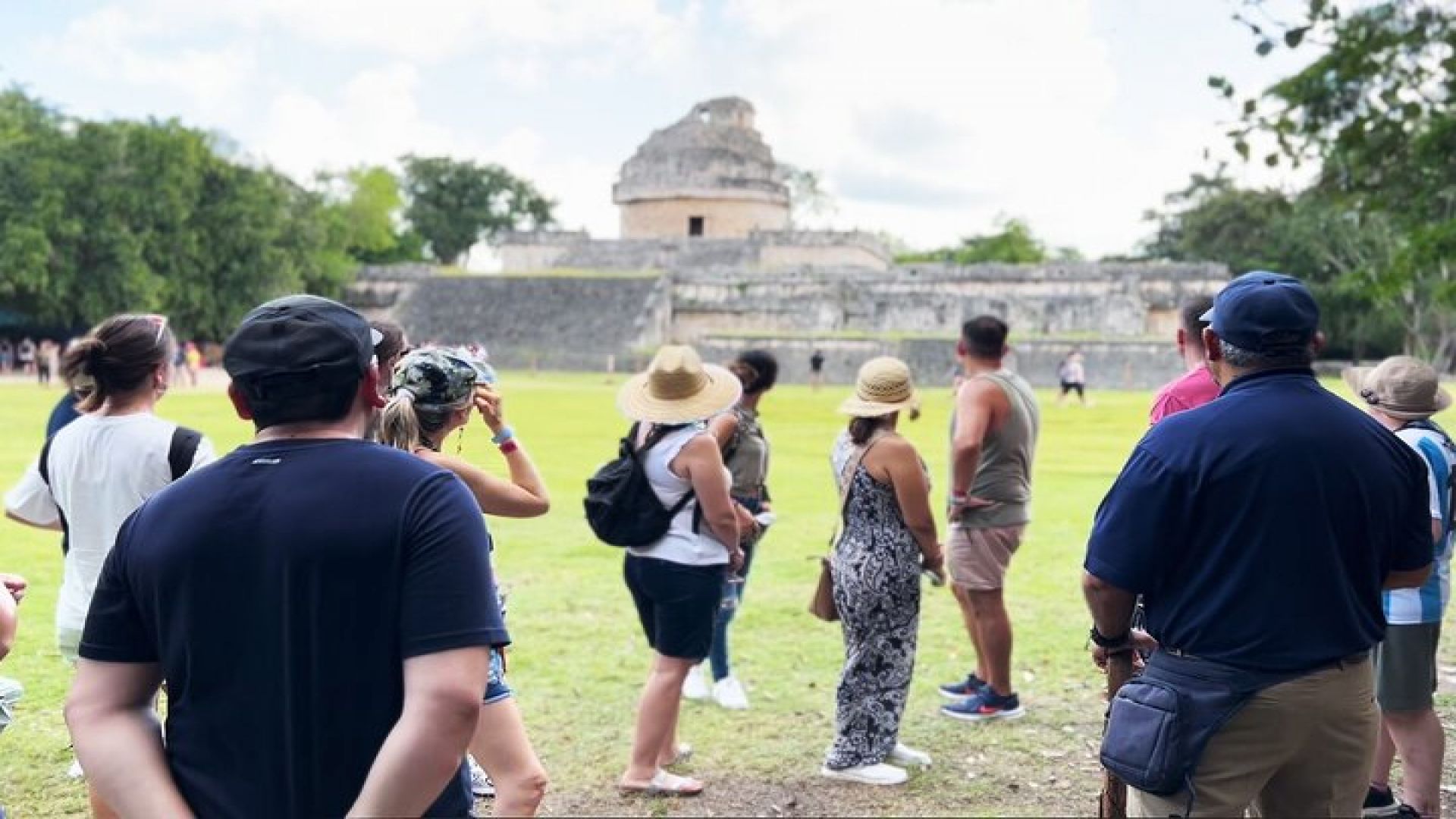 Chichen Itza, Beautiful Cenote and Valladolid All Inclusive Tour